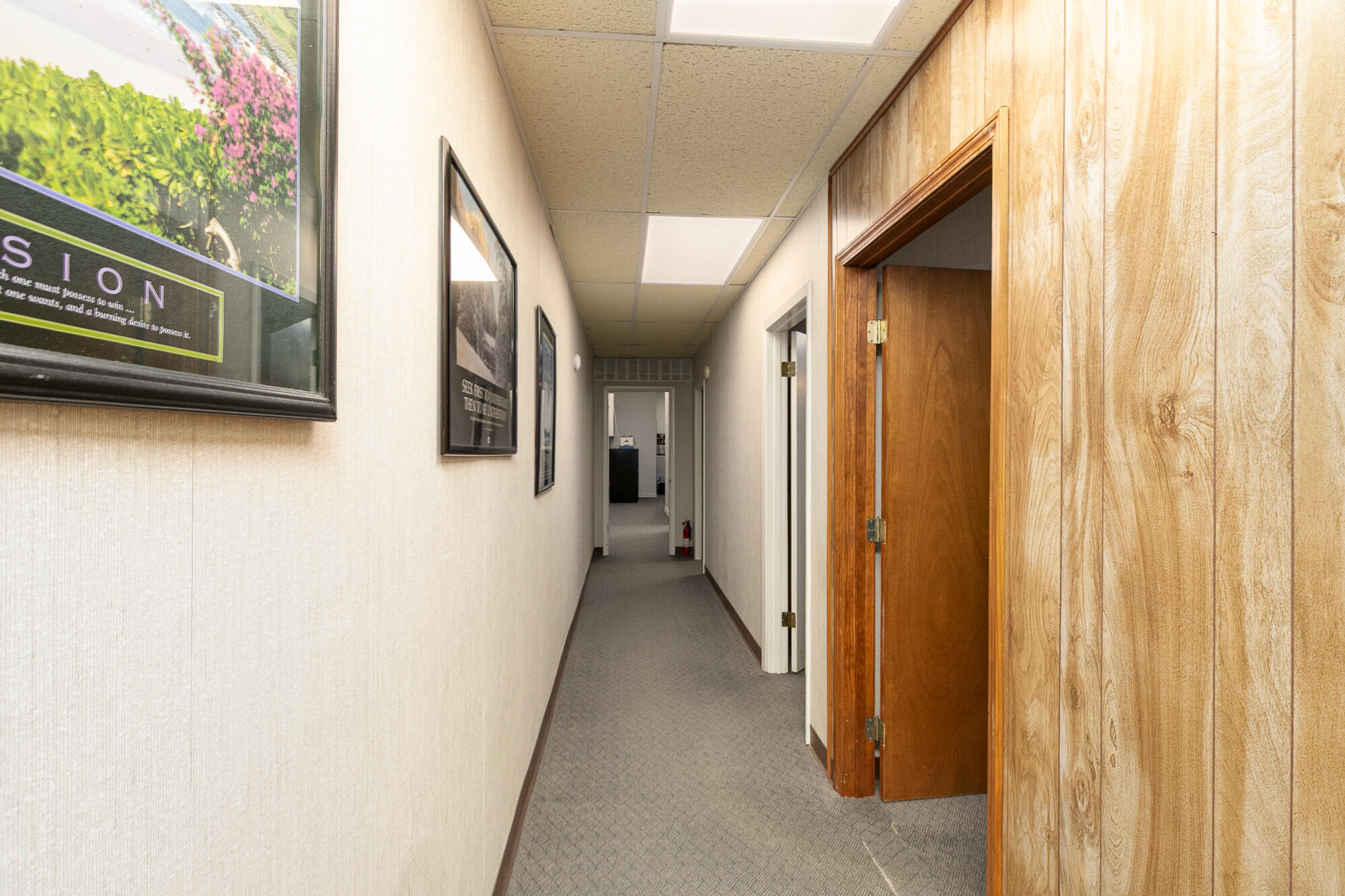 105 West Cherry Street Property Photo 45