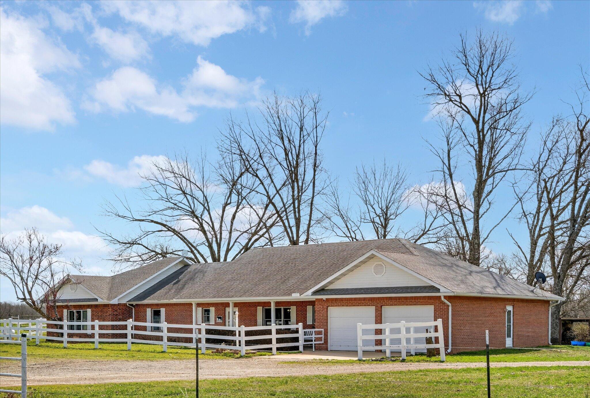 8896 State Route Zz Property Photo 5
