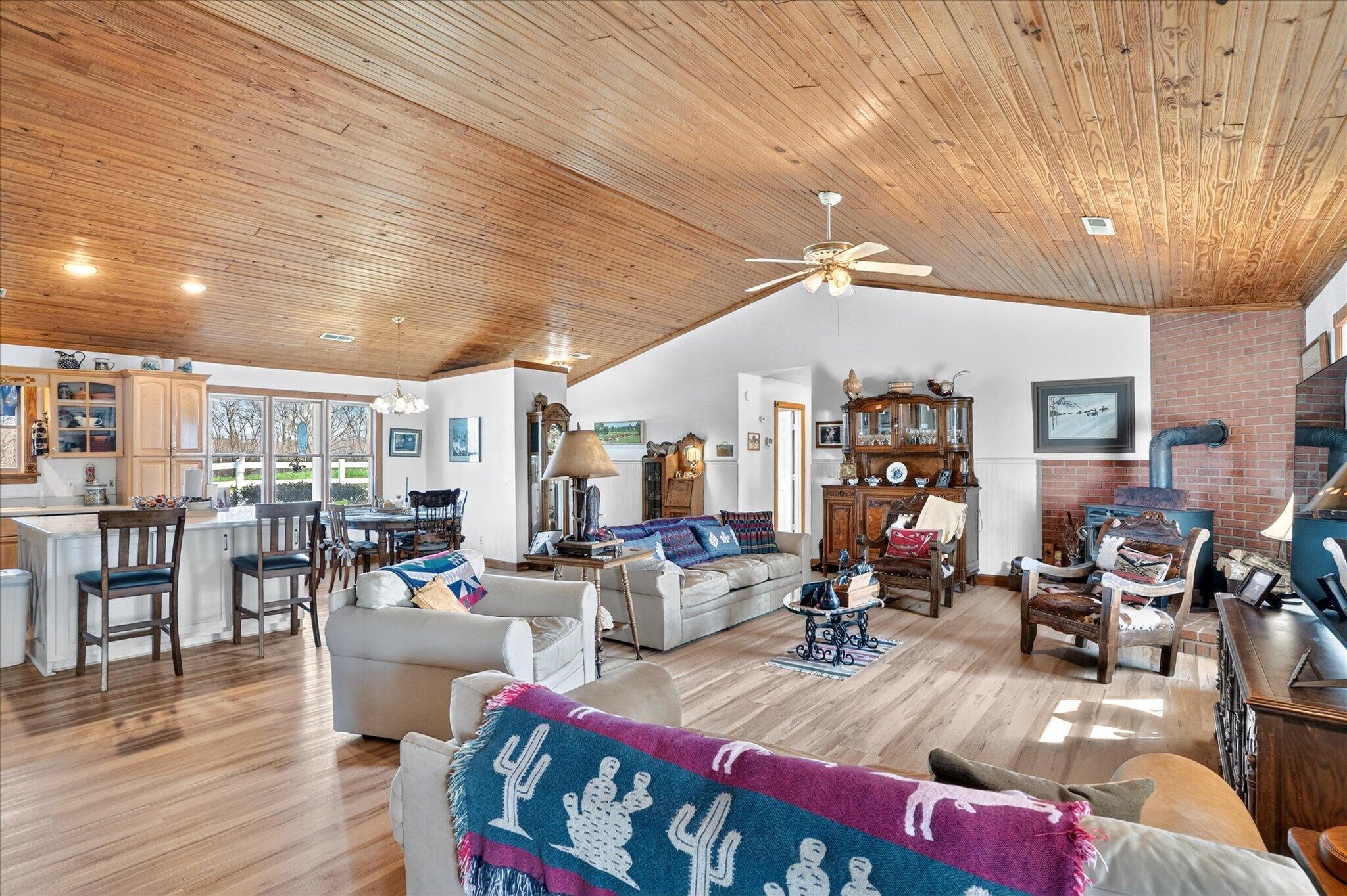 8896 State Route Zz Property Photo 13