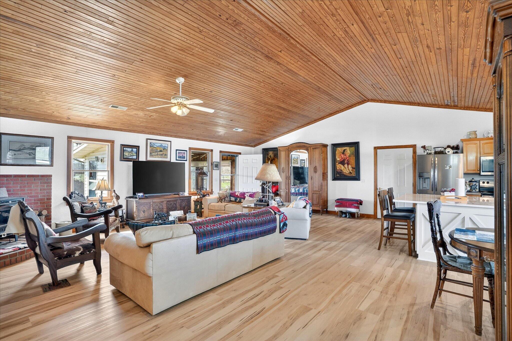 8896 State Route Zz Property Photo 14