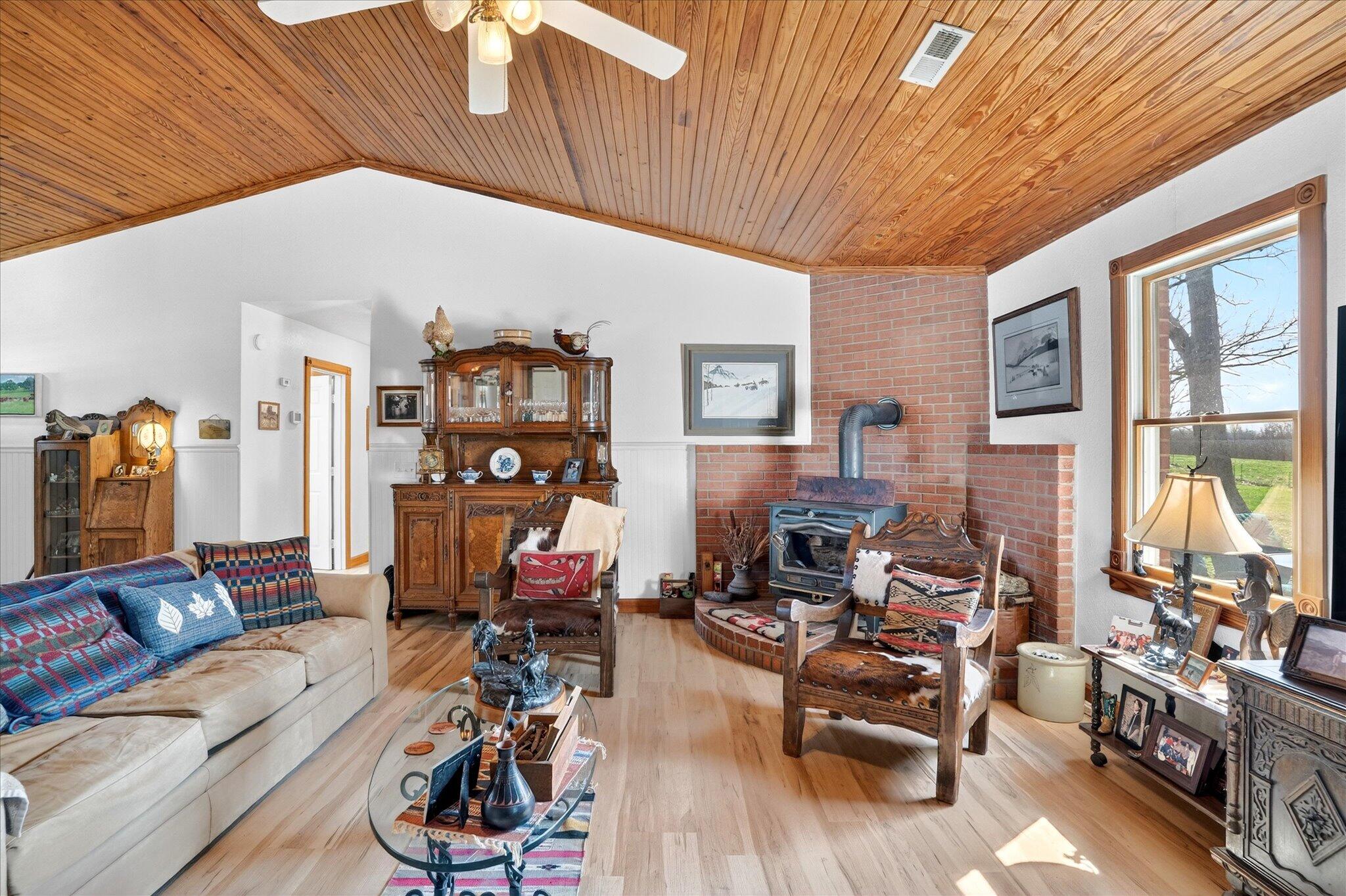 8896 State Route Zz Property Photo 15