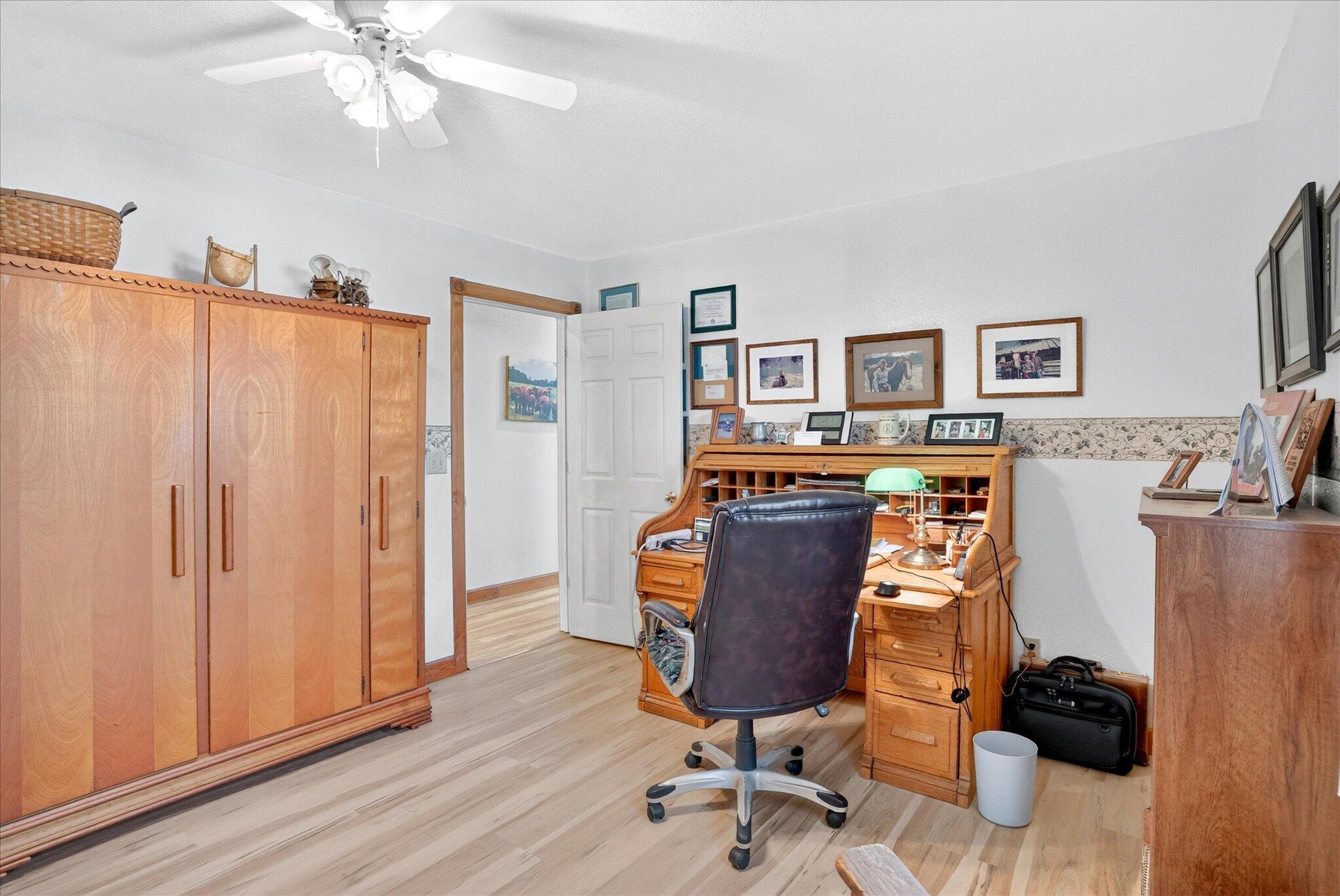 8896 State Route Zz Property Photo 25