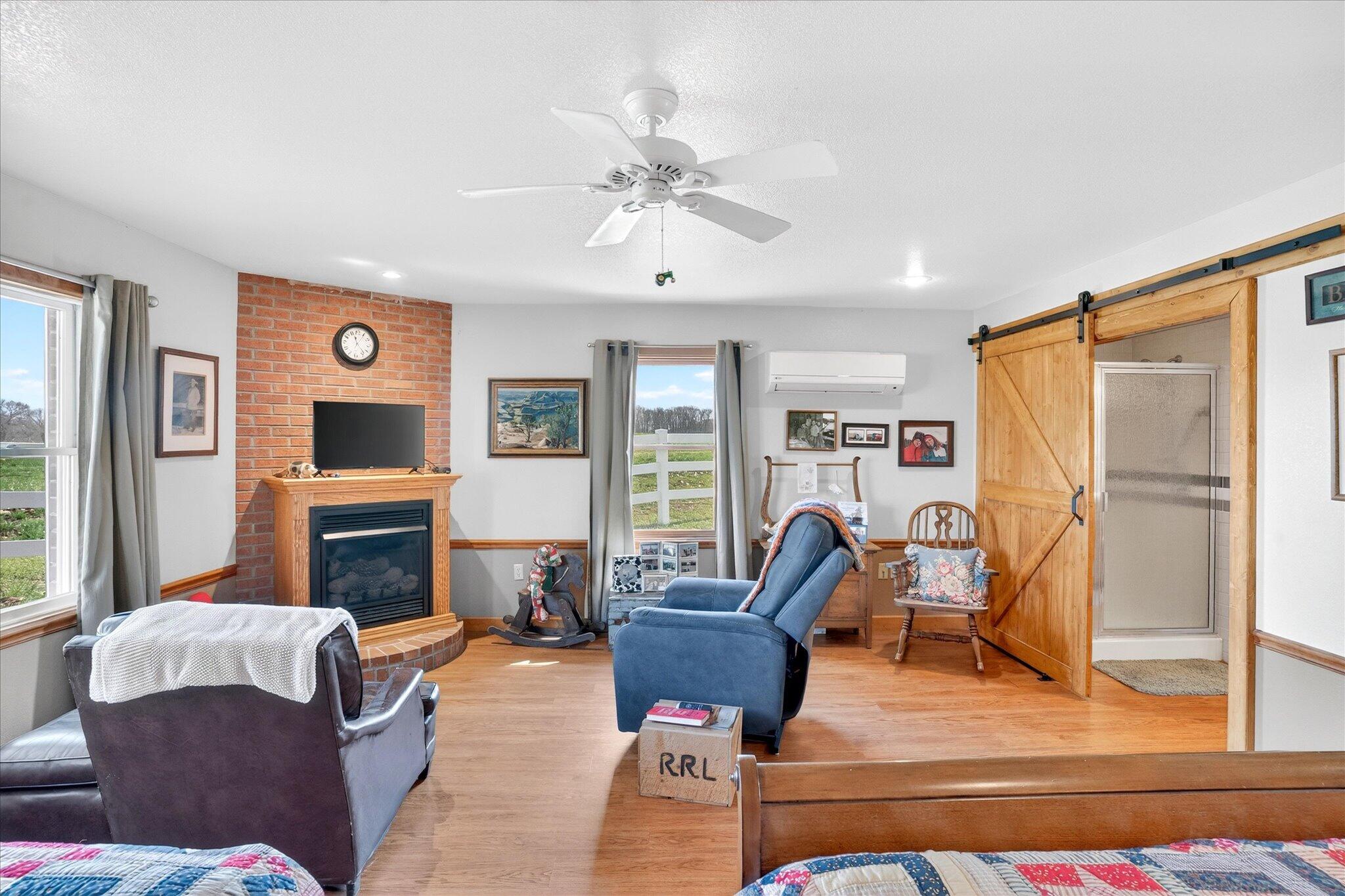 8896 State Route Zz Property Photo 28
