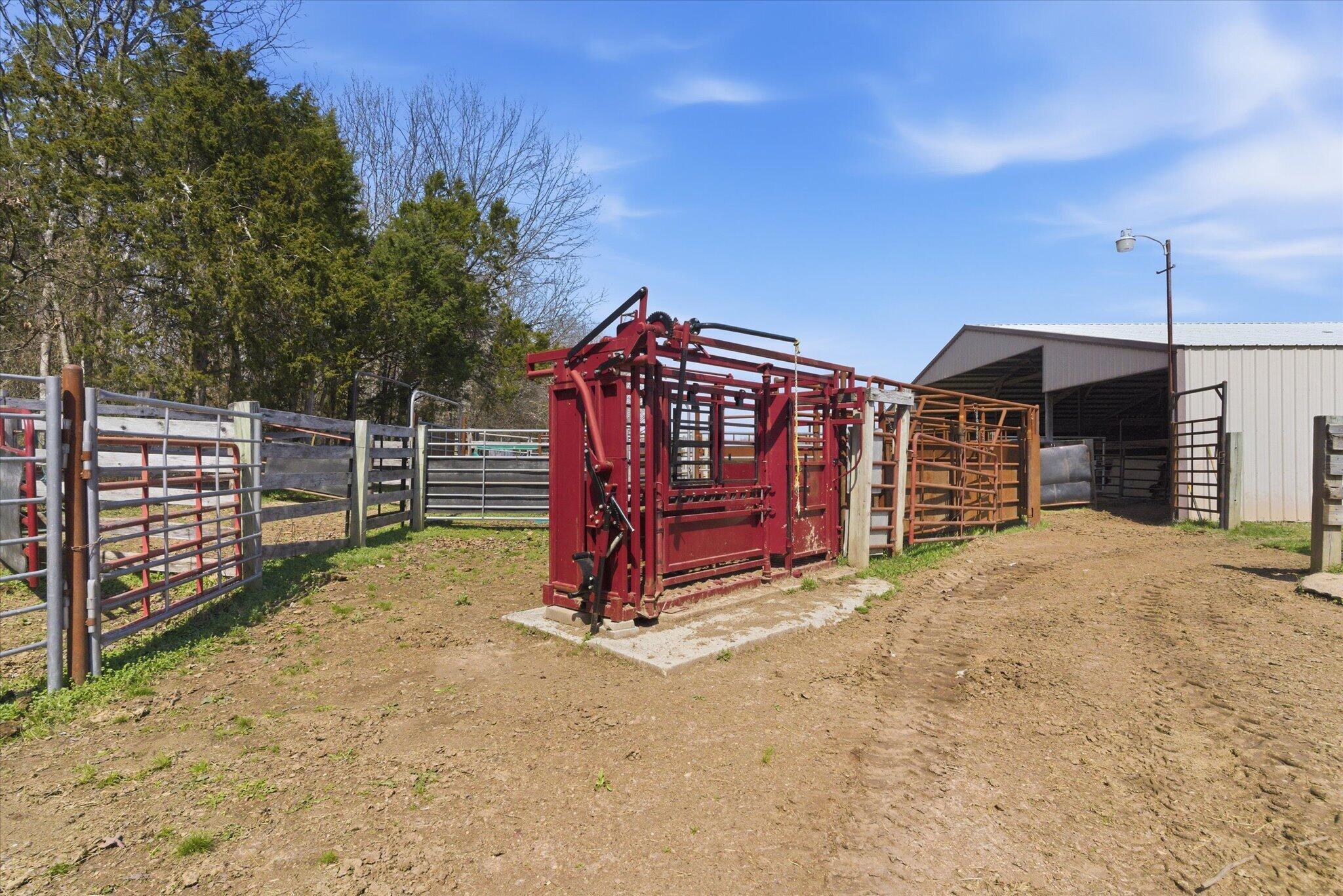 8896 State Route Zz Property Photo 48