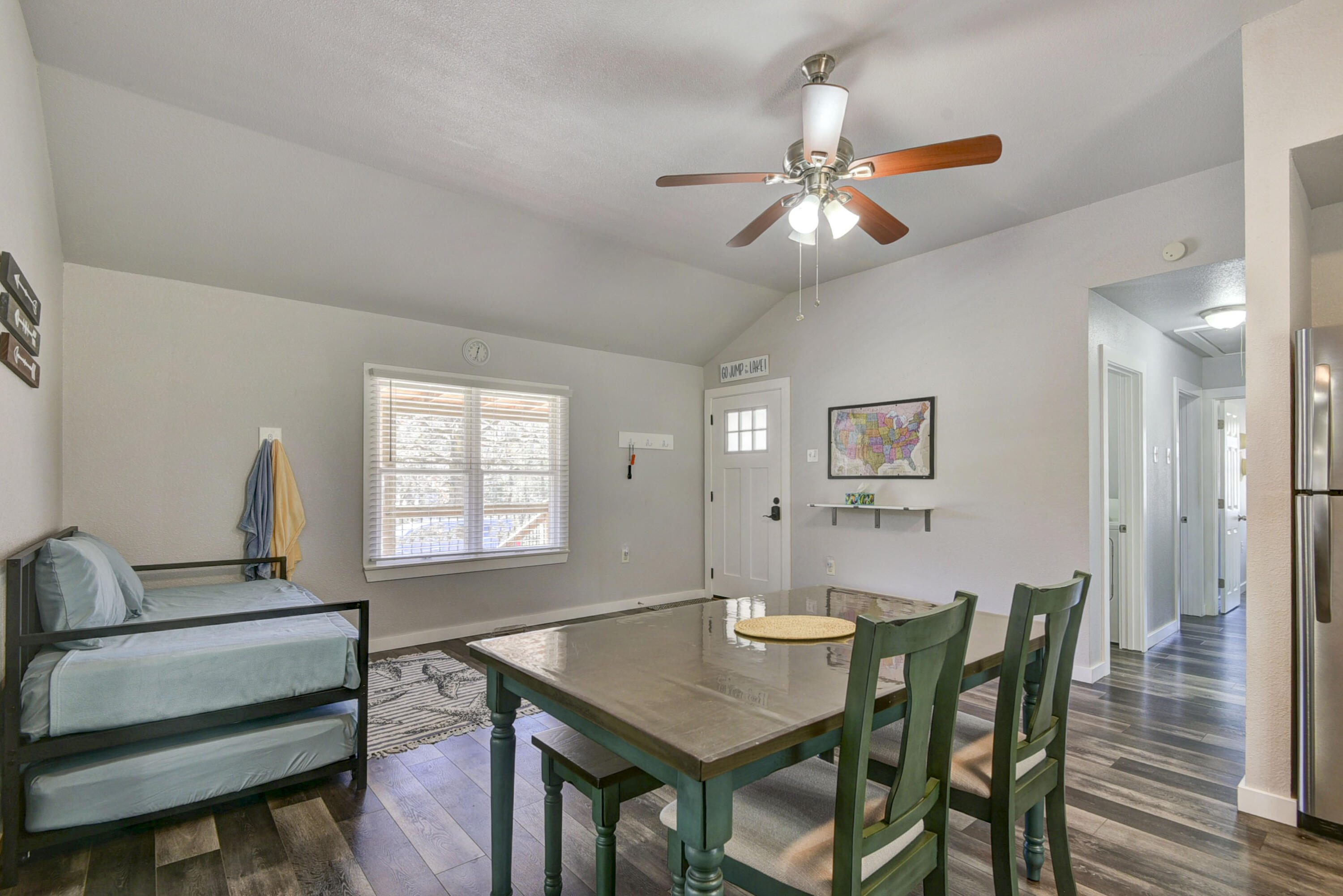 27601 Bramble Lane Property Photo 8