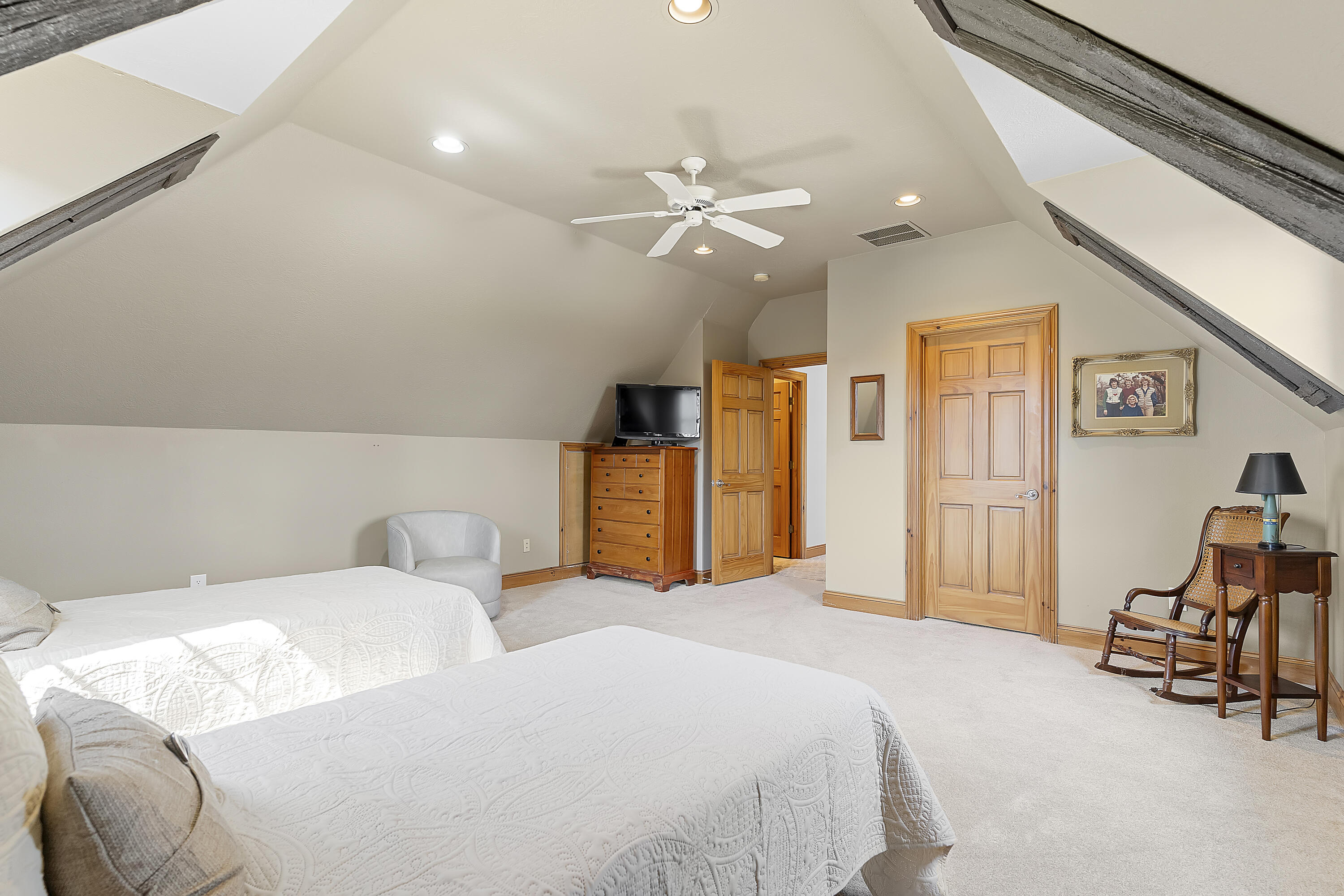 6221 South Bluff Ridge Road Property Photo 53