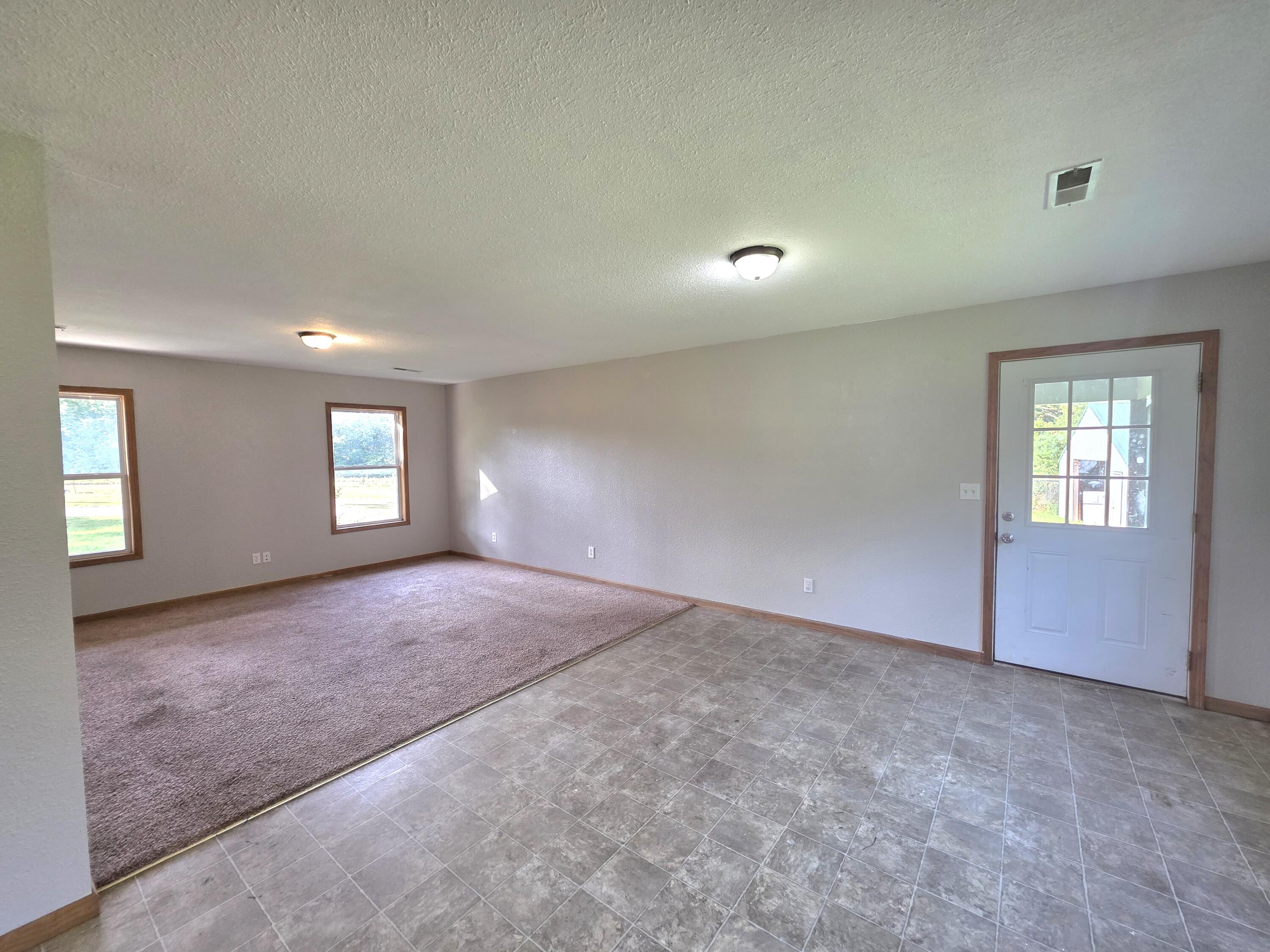 17160 State Route Bb Property Photo 3