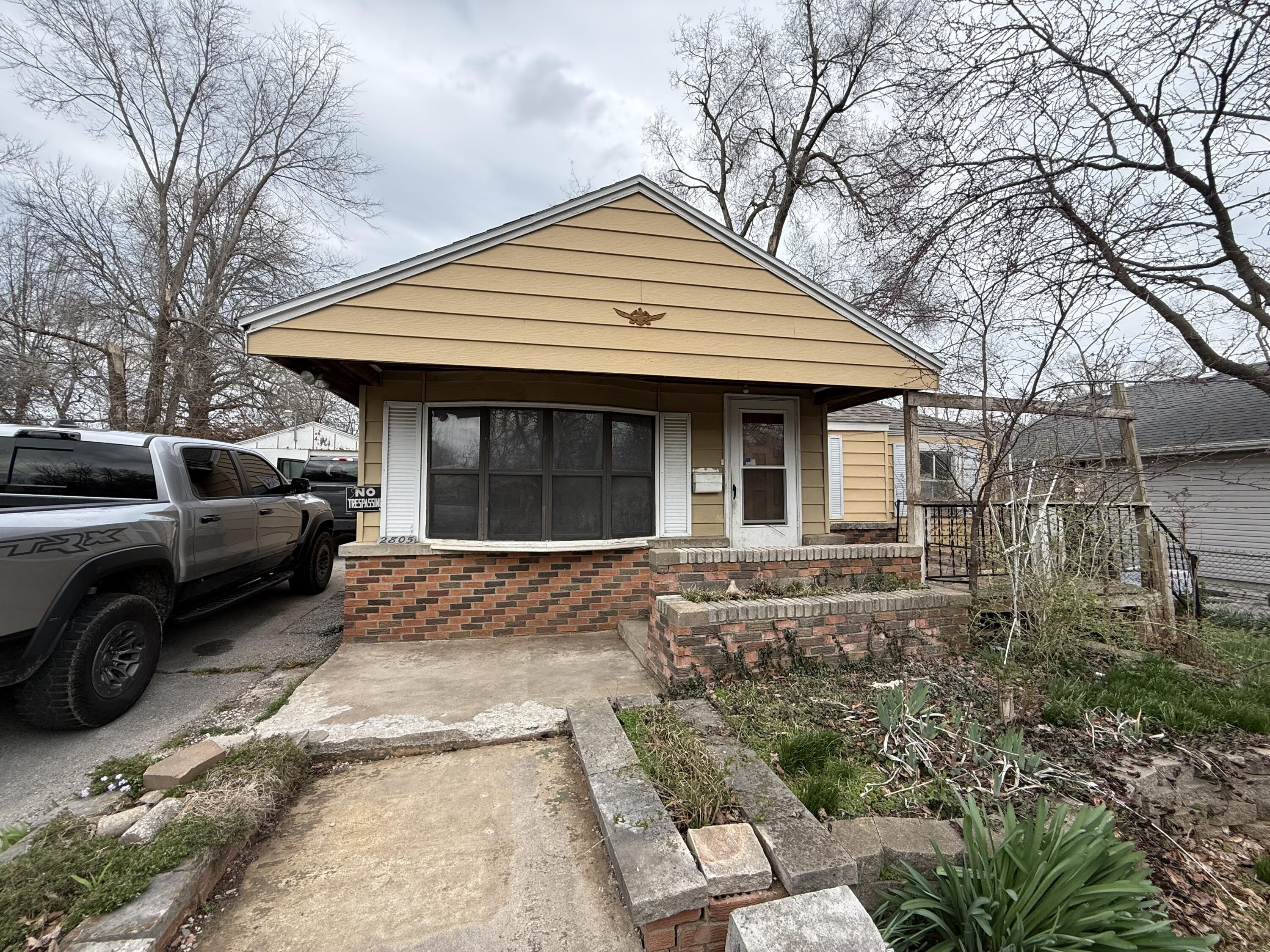 2805 West Olive Street Property Photo 1