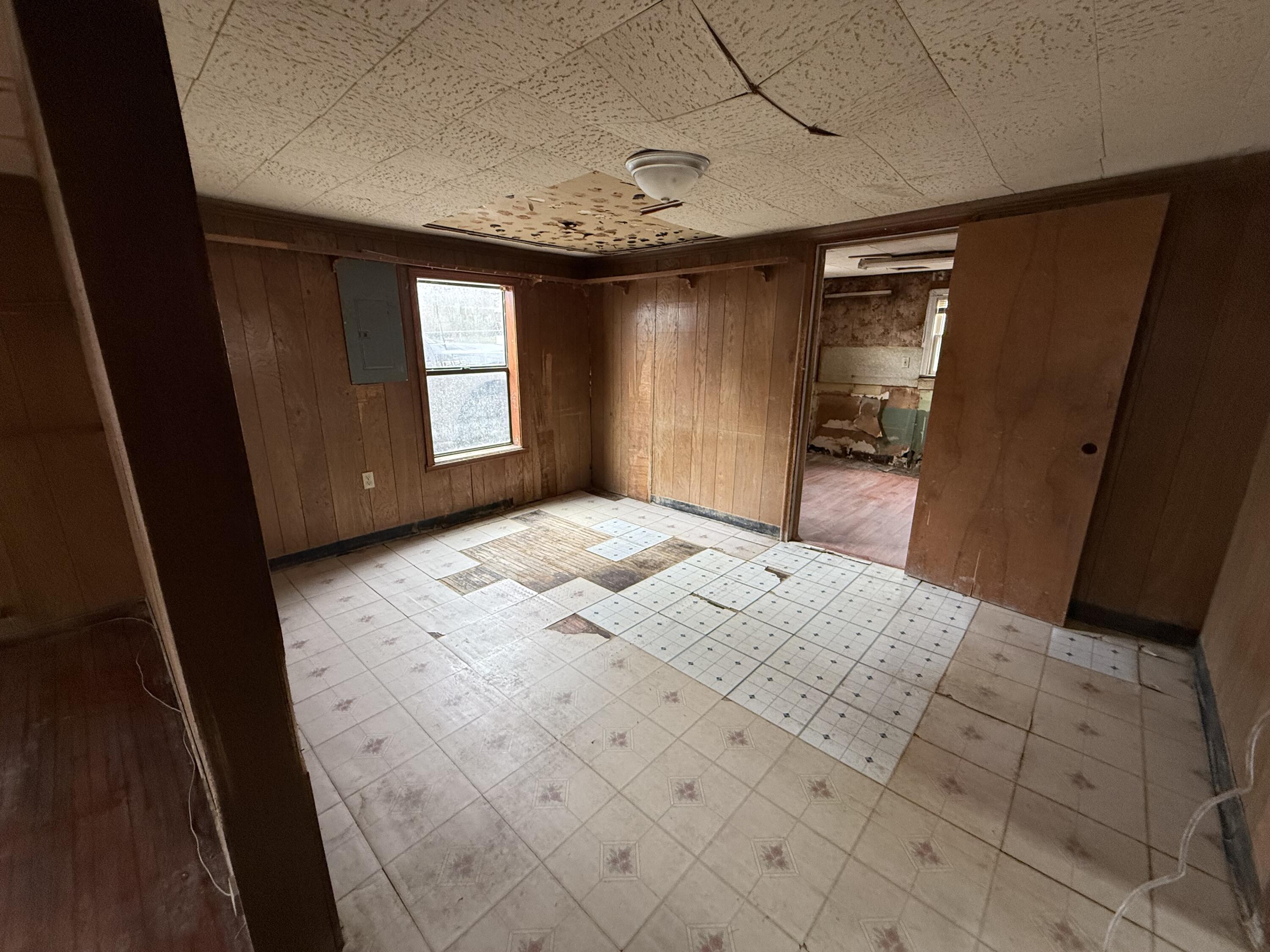 2805 West Olive Street Property Photo 6