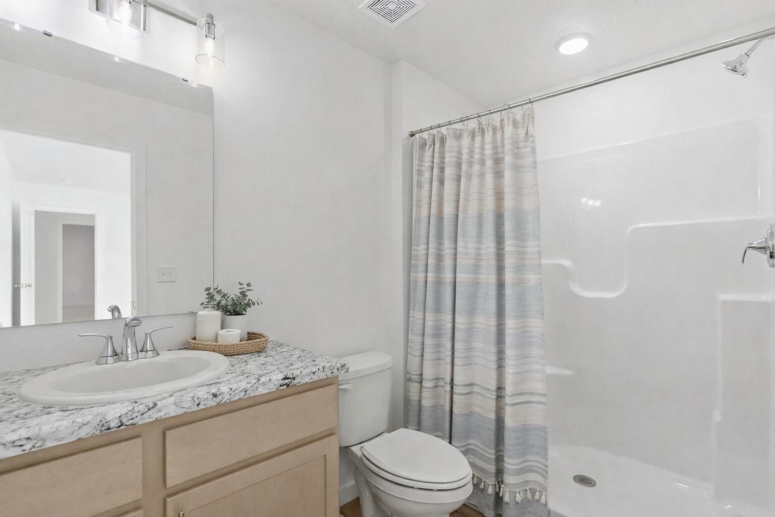 1730 North Poplar Way Property Photo 7