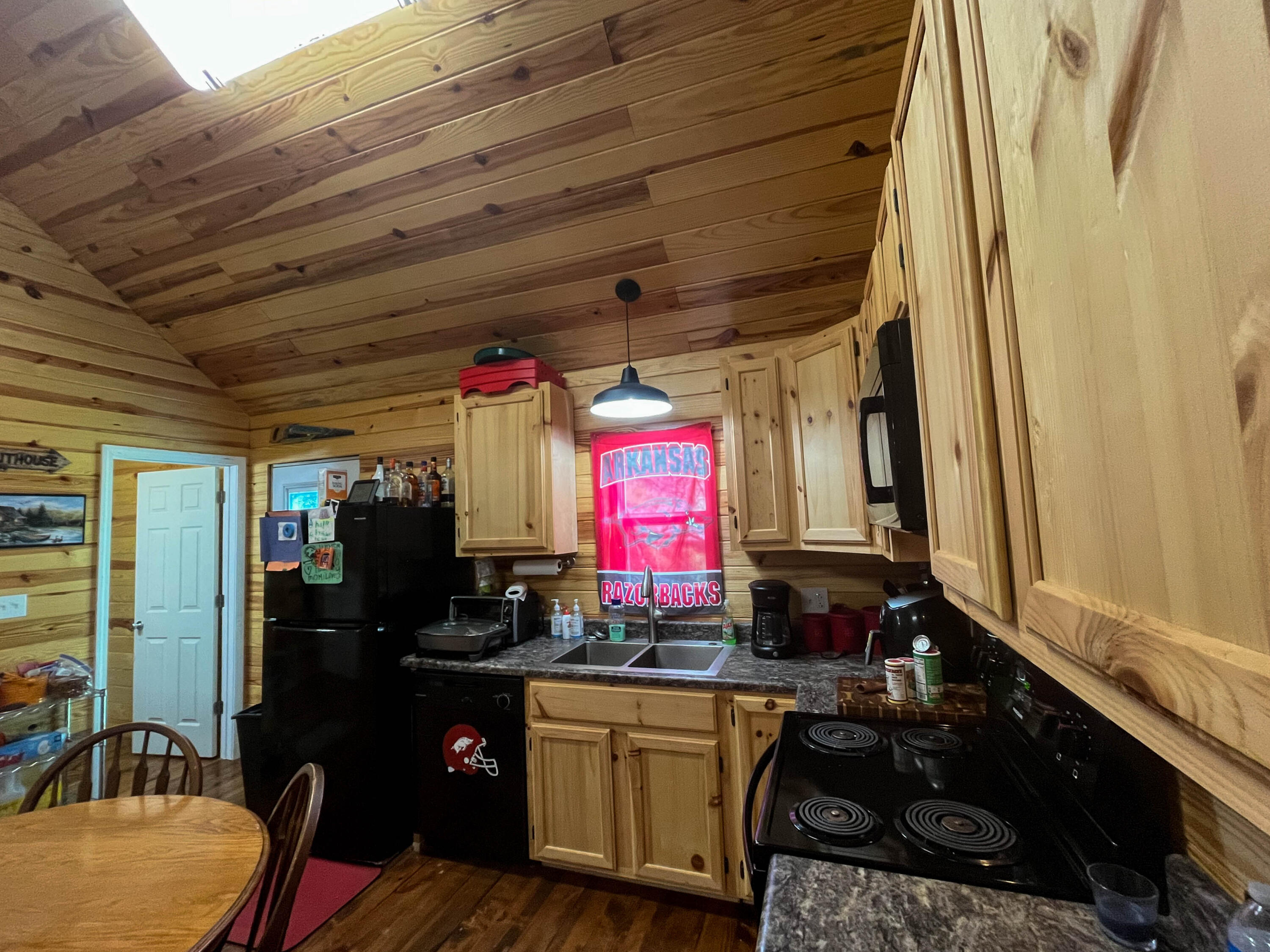 213 Spring Lake Drive Property Photo 8