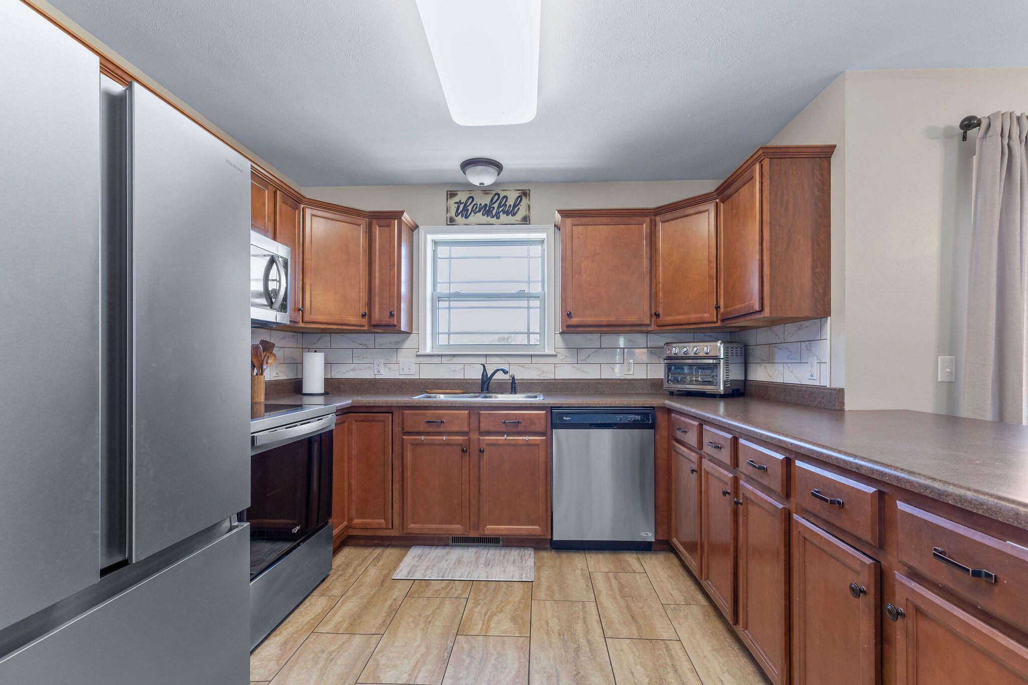 150 Whispering Meadows Parkway Property Photo 11