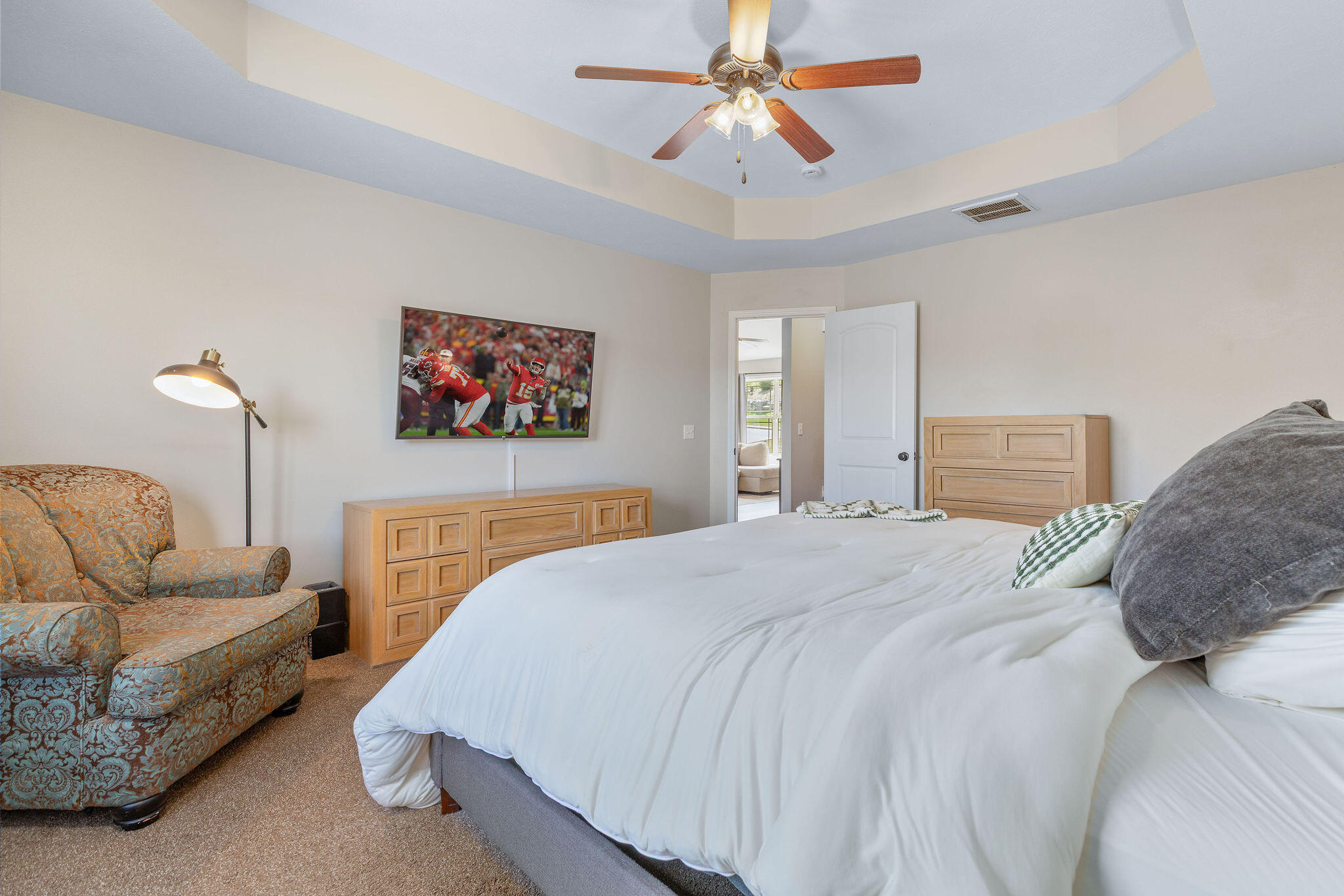 150 Whispering Meadows Parkway Property Photo 16