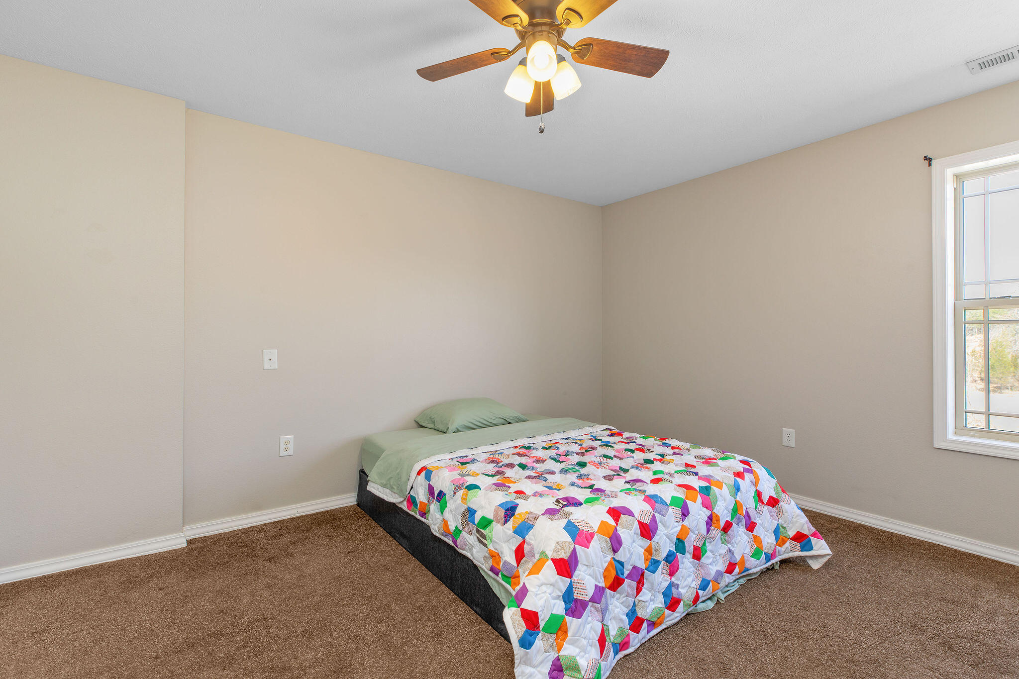 150 Whispering Meadows Parkway Property Photo 28