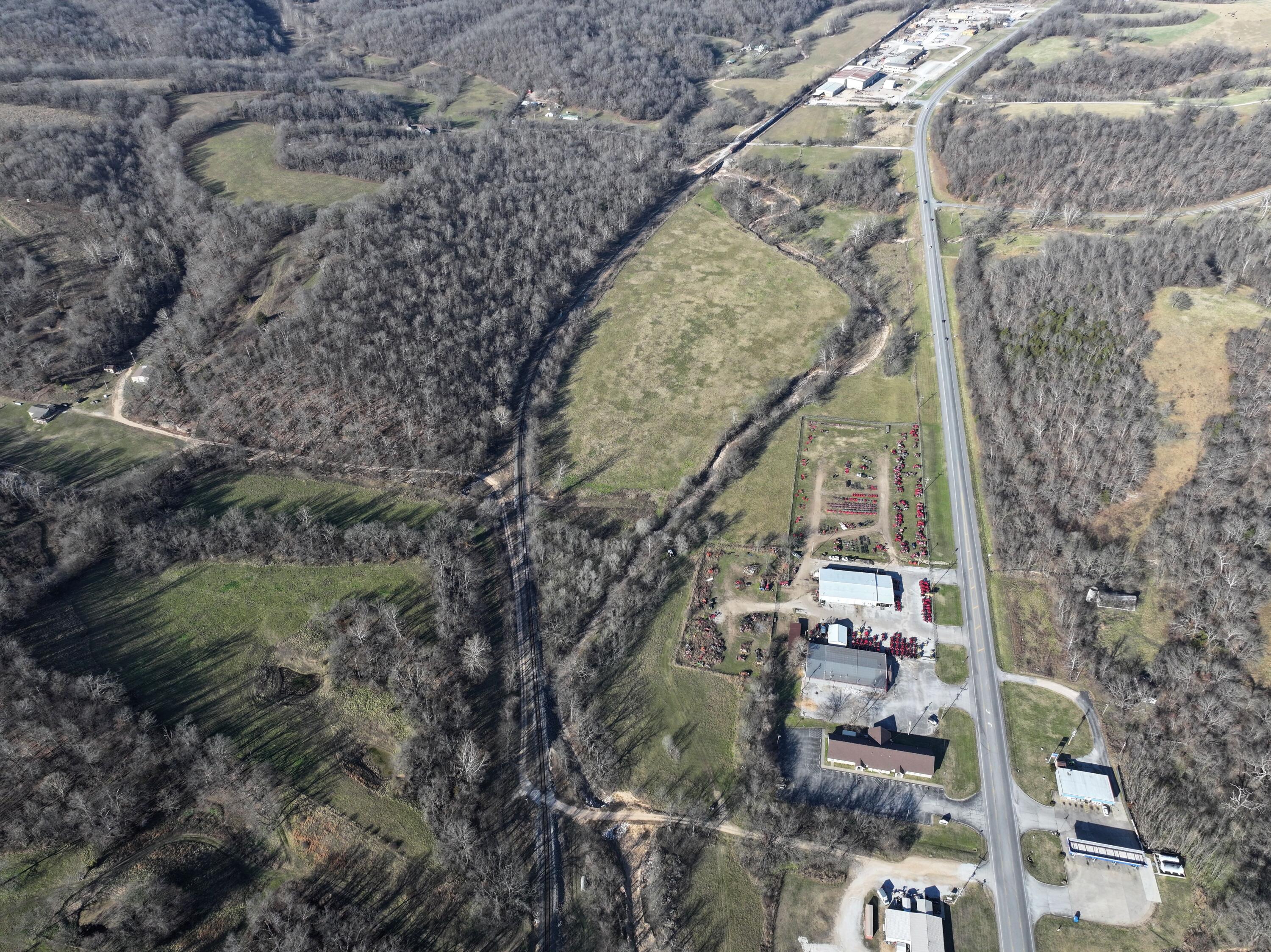 40ac Business 71 Highway Property Photo 6