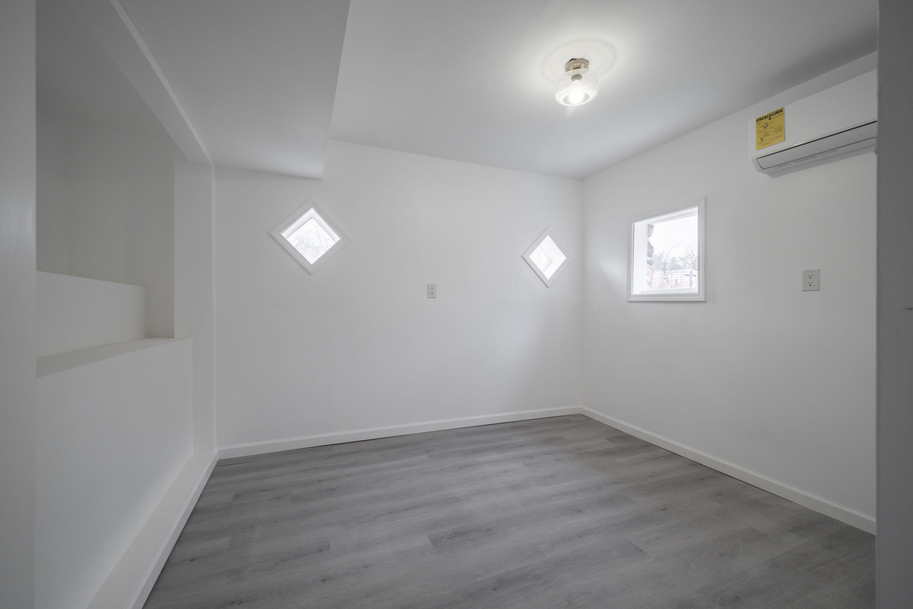 18662 Norway Road Property Photo 15