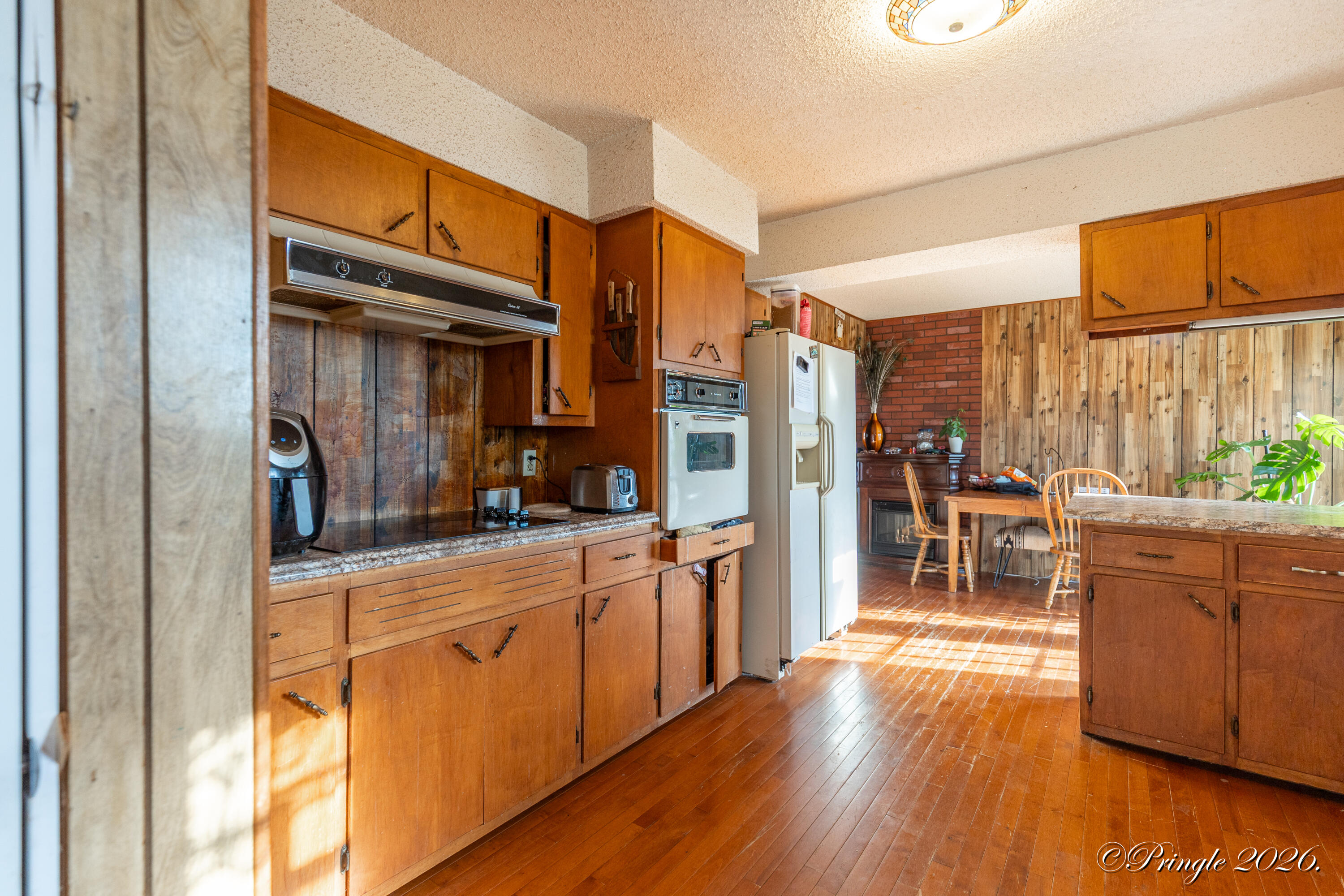 964 County Road 6980 Property Photo 6
