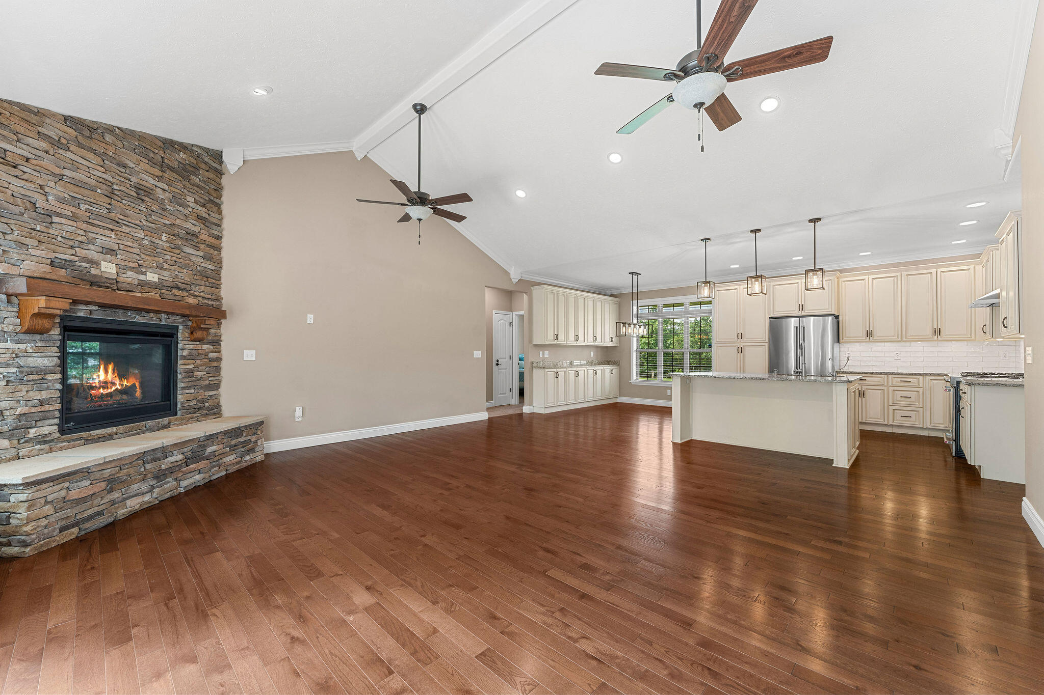 2325 Emory Creek Boulevard Property Photo 7