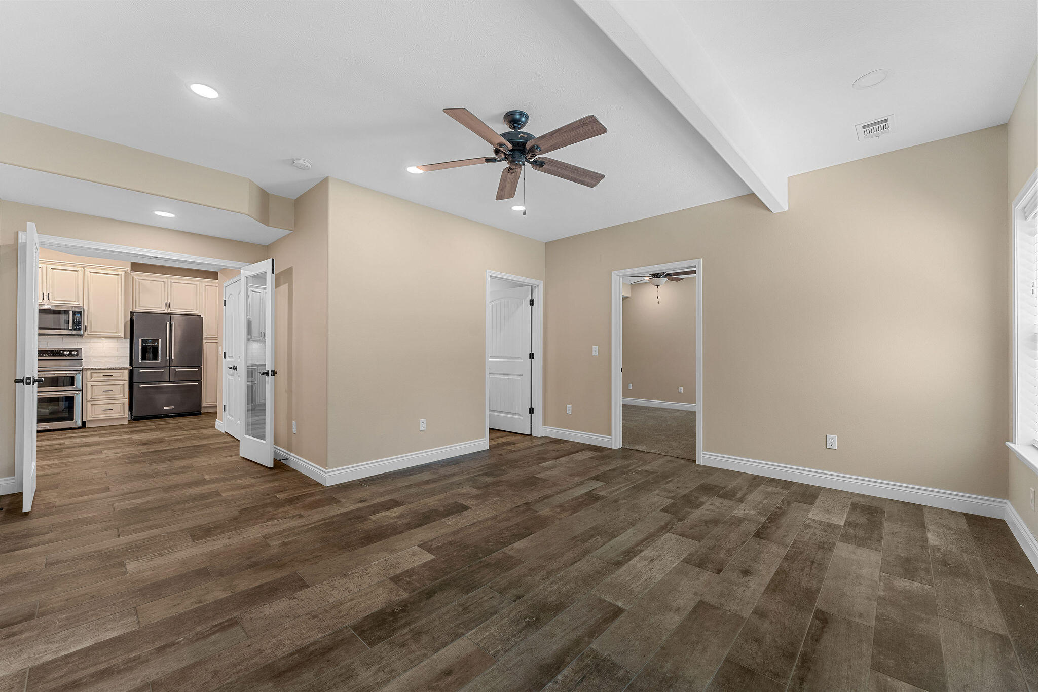 2325 Emory Creek Boulevard Property Photo 33