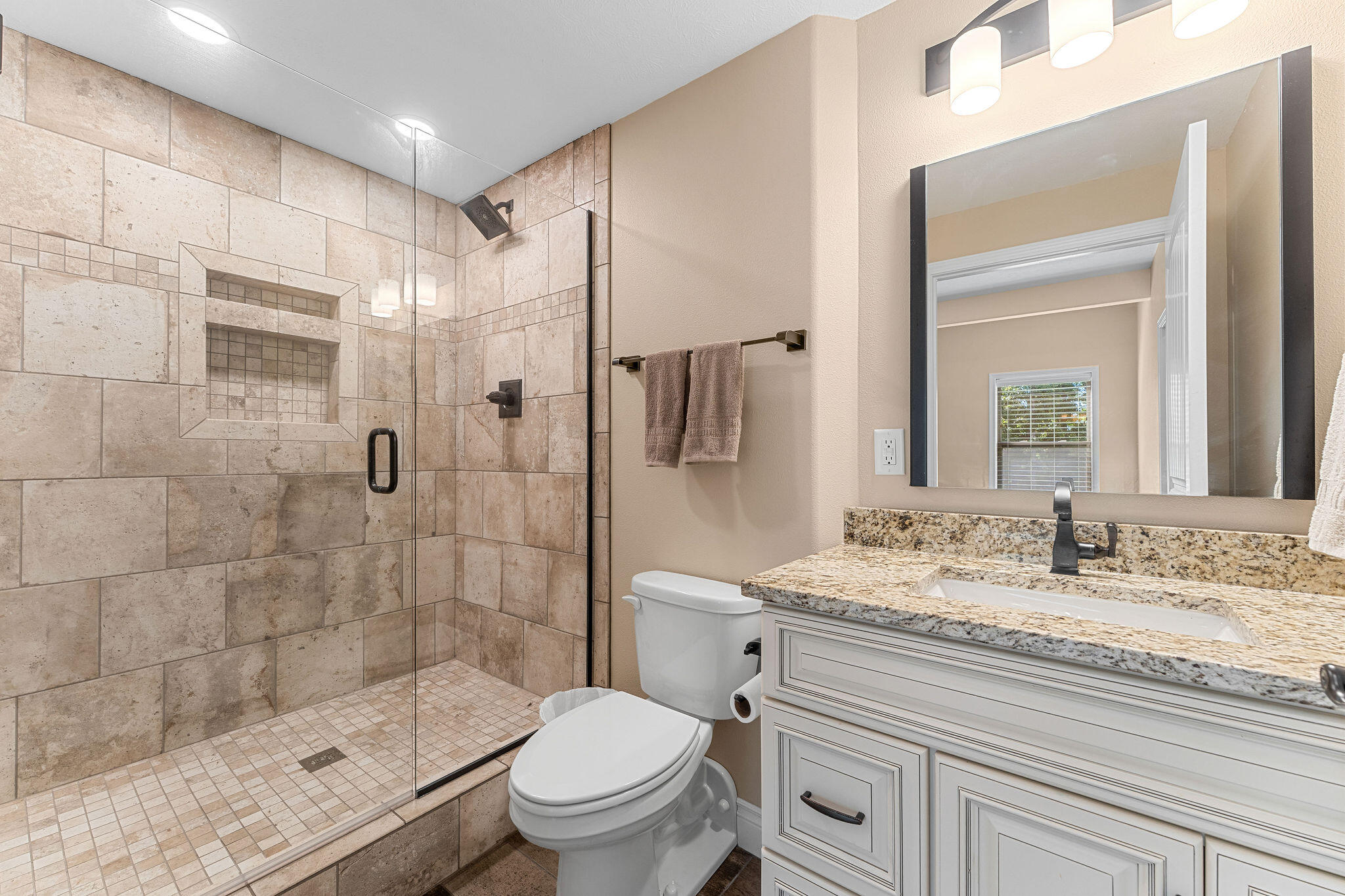 2325 Emory Creek Boulevard Property Photo 34