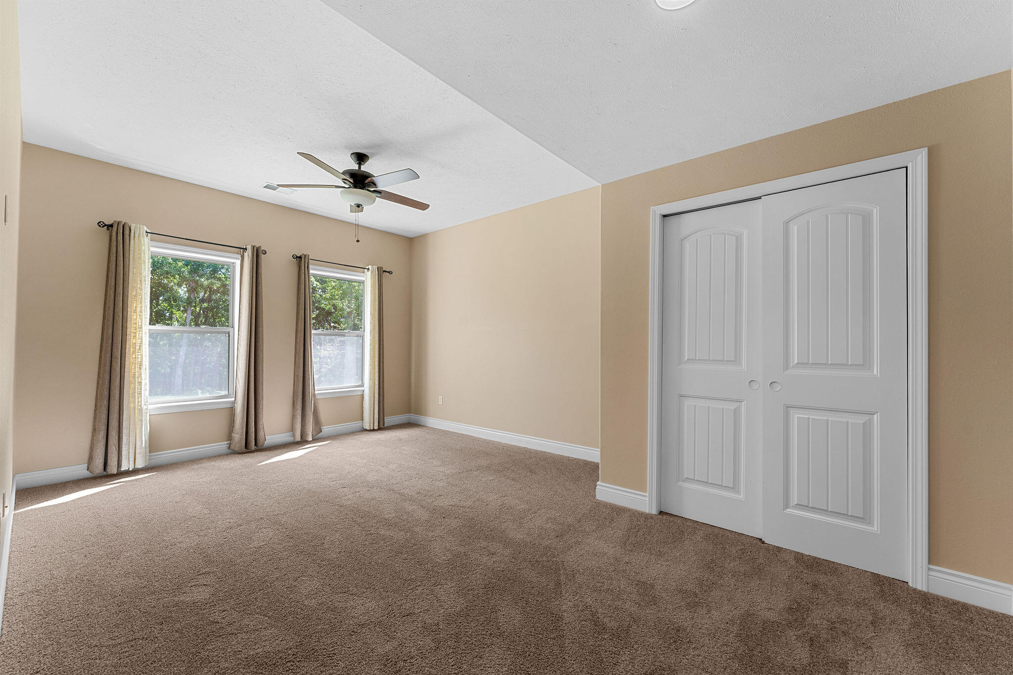 2325 Emory Creek Boulevard Property Photo 37