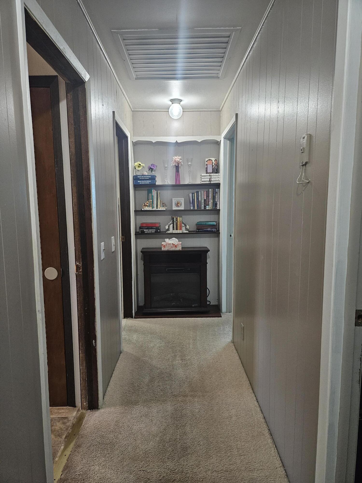 603 West 1st Street Property Photo 12
