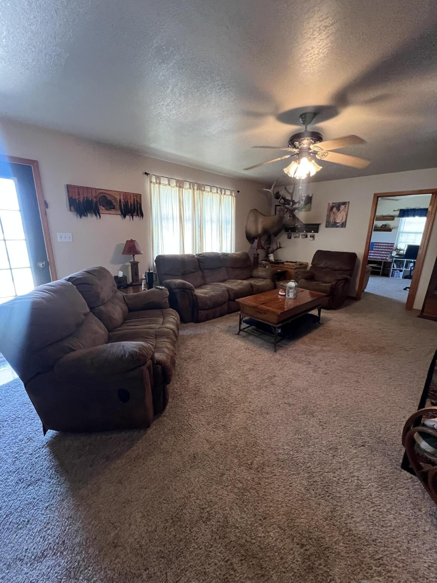 22177 Midvale Road Property Photo 4