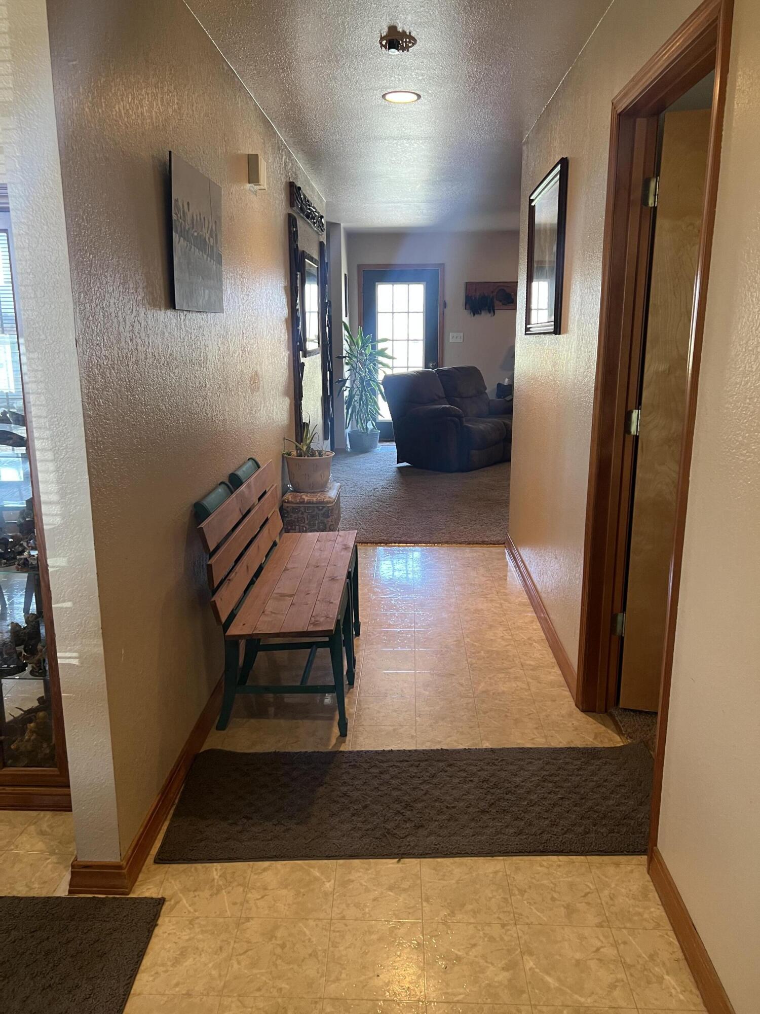 22177 Midvale Road Property Photo 6