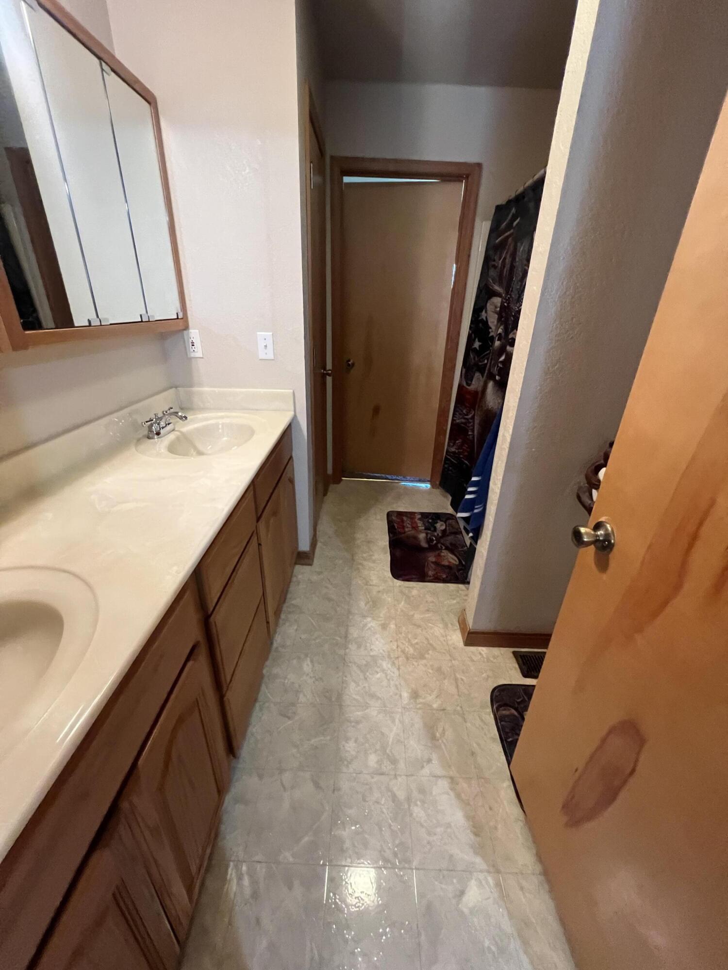 22177 Midvale Road Property Photo 34