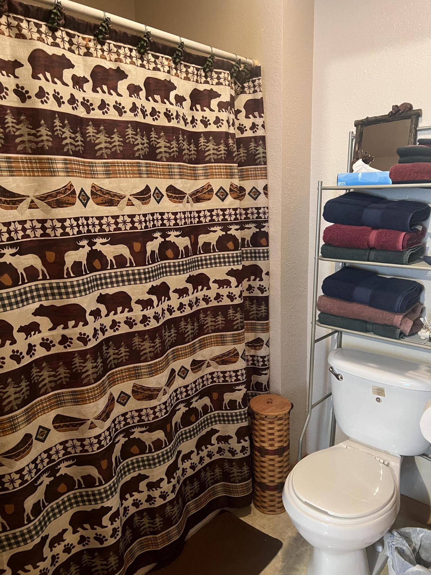 22177 Midvale Road Property Photo 36