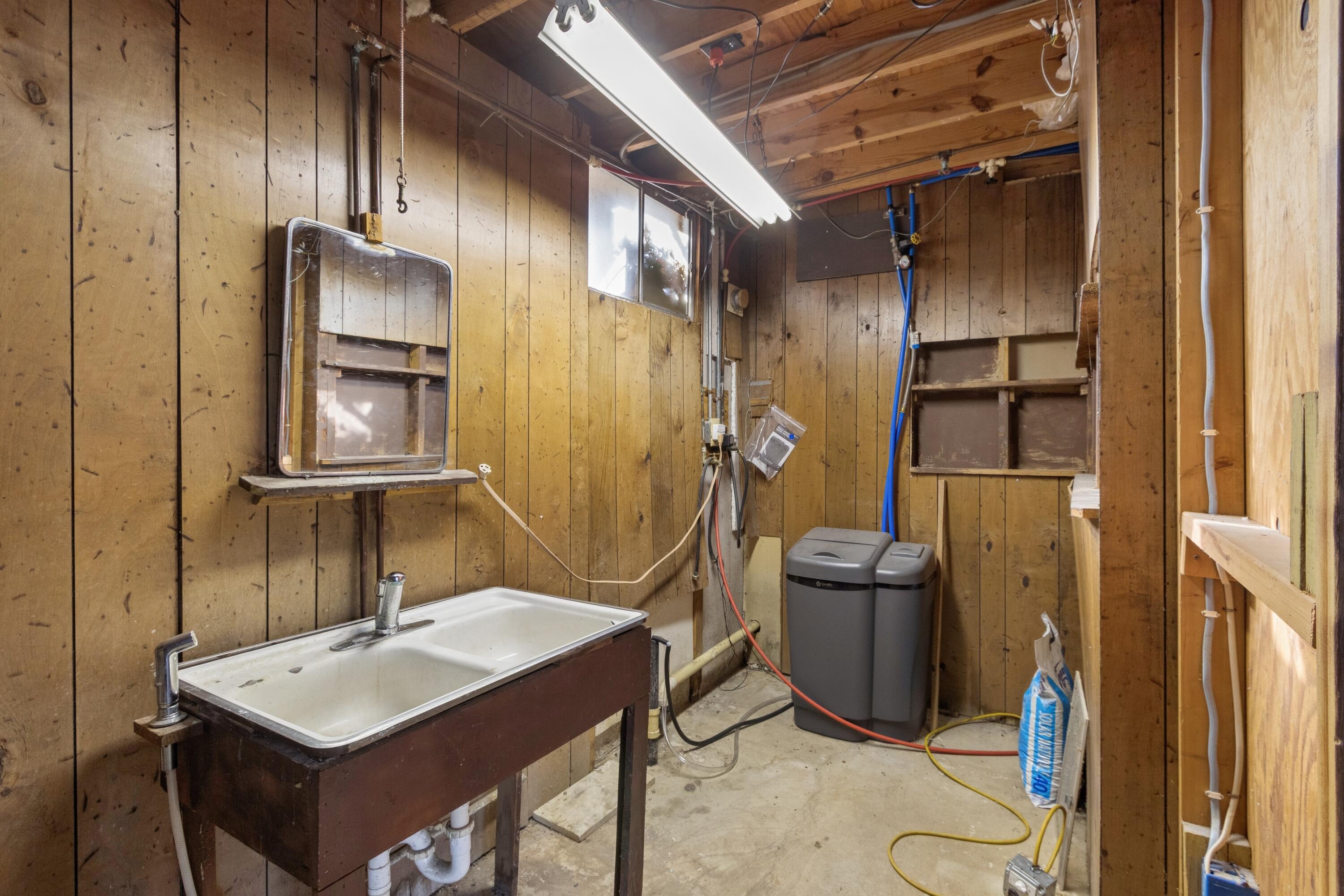 15030 East 2020 Road Property Photo 32