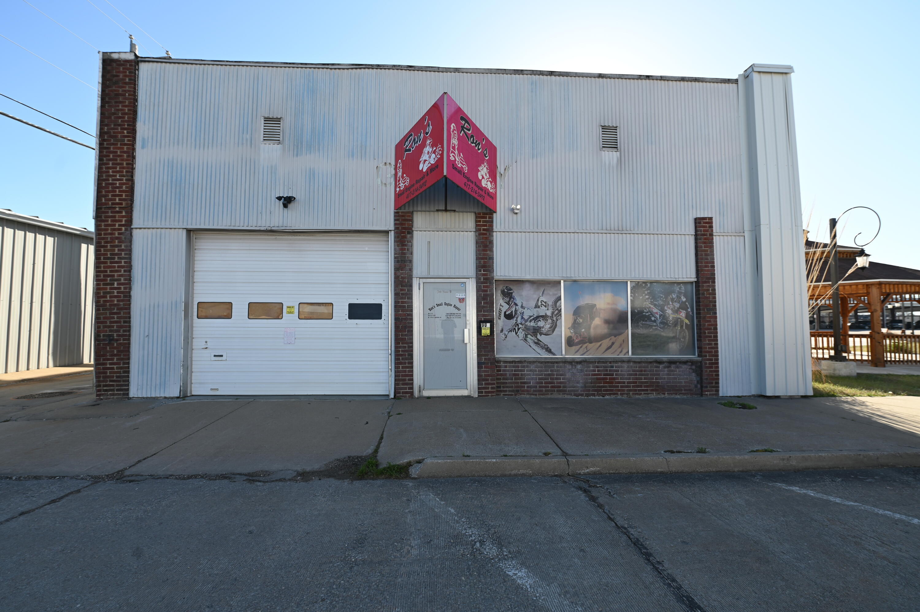 904 Broadway Street Property Photo 1
