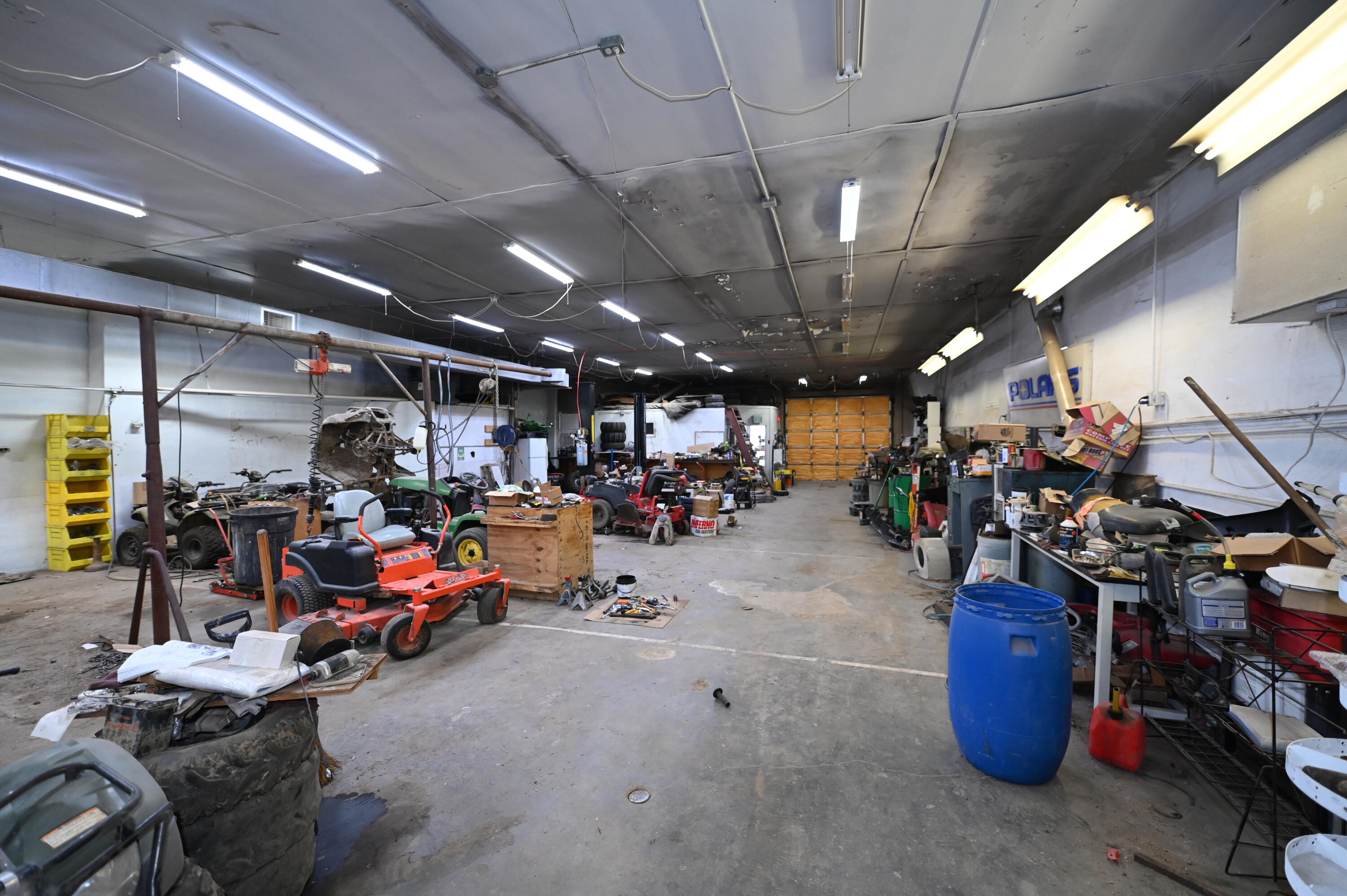 904 Broadway Street Property Photo 4