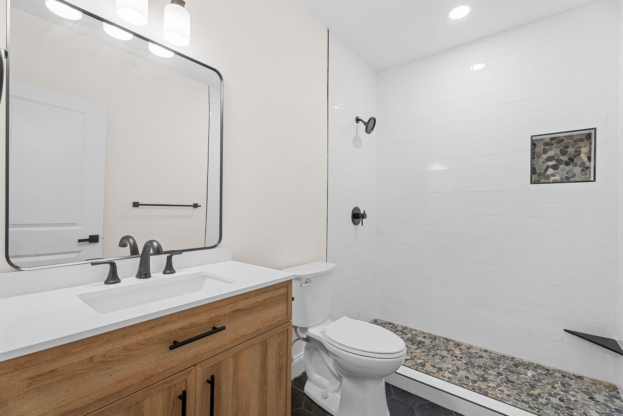 129 Treehouse Lane Property Photo 31