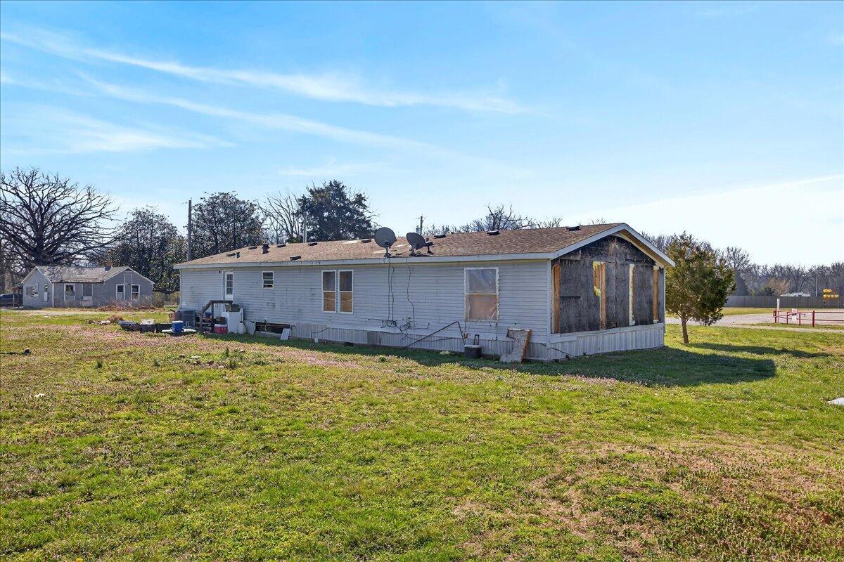 4196 Coyote Drive Property Photo 12