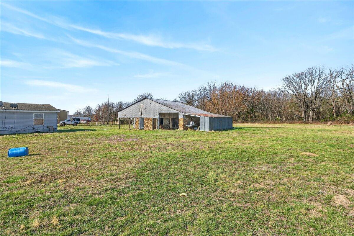 4196 Coyote Drive Property Photo 14