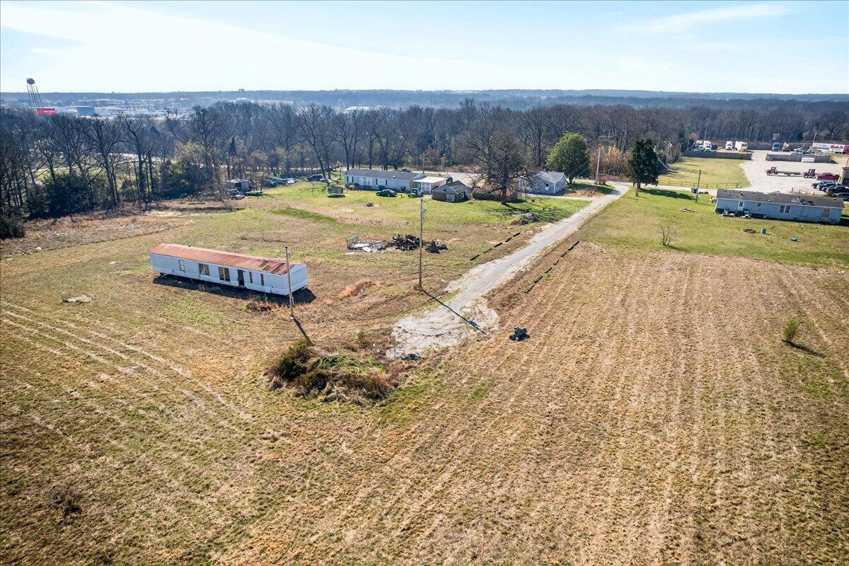 4196 Coyote Drive Property Photo 3