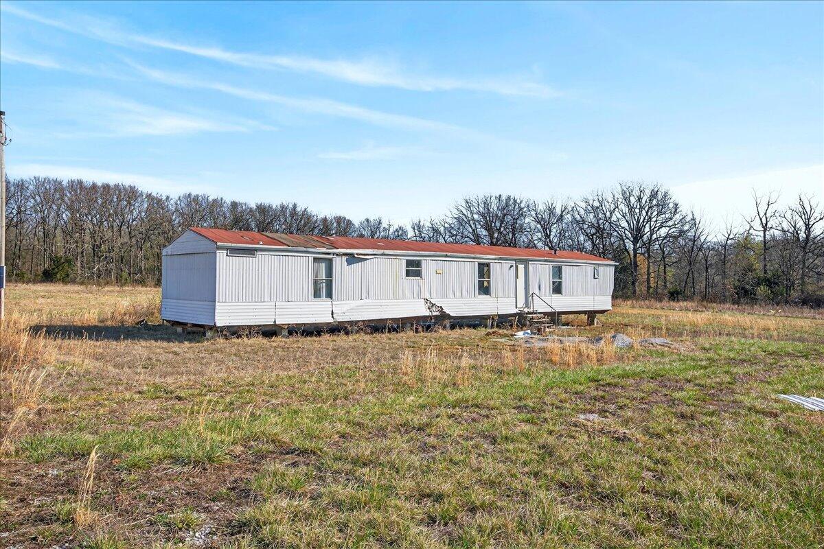 4196 Coyote Drive Property Photo 16