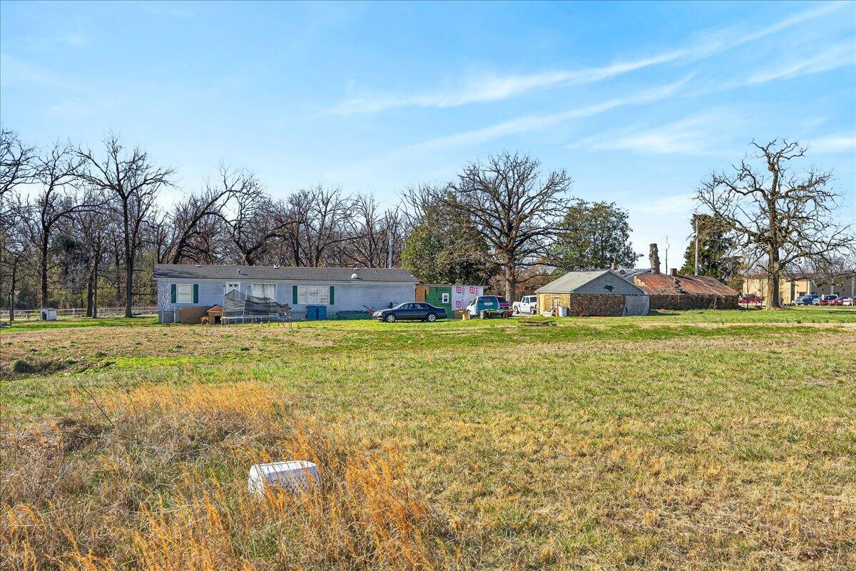 4196 Coyote Drive Property Photo 21