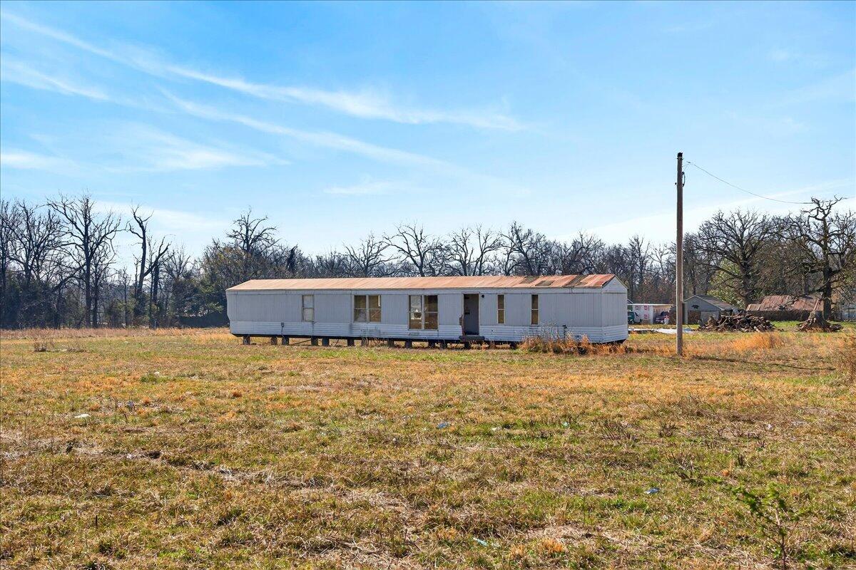 4196 Coyote Drive Property Photo 25