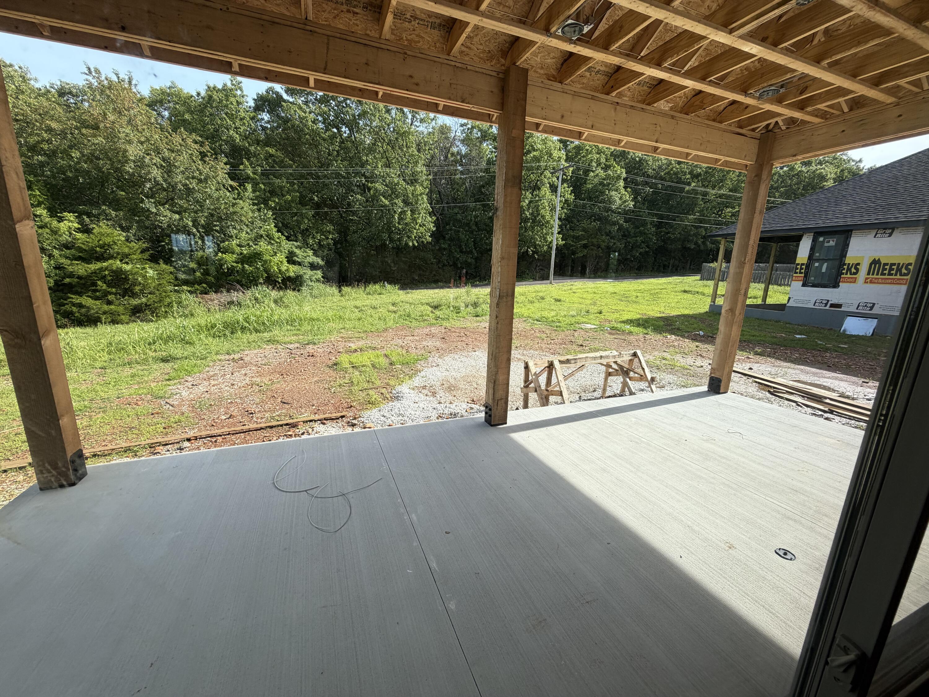 1765 West Gaslight Drive Property Photo 7