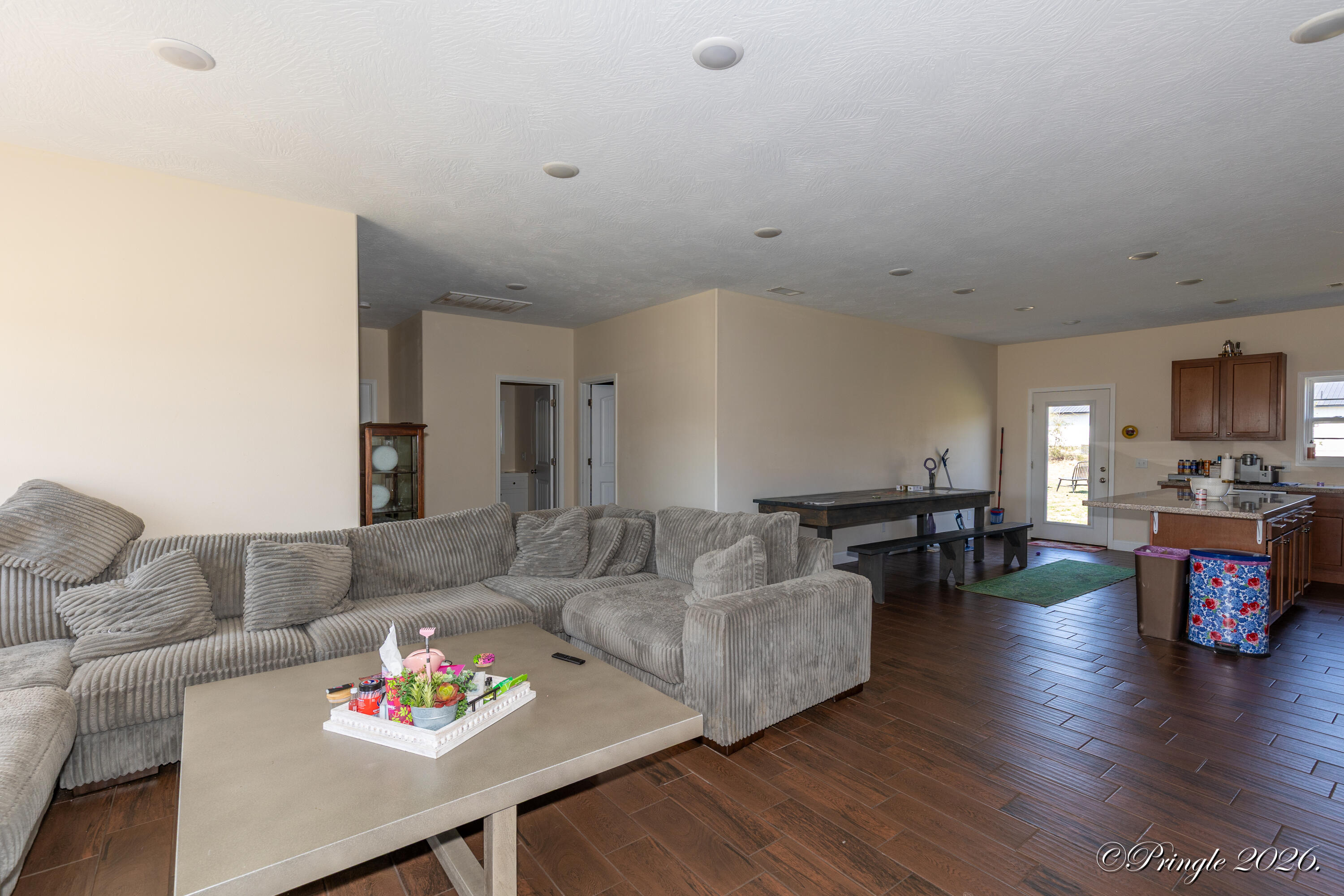 9648 Private Road 6543 Road Property Photo 6