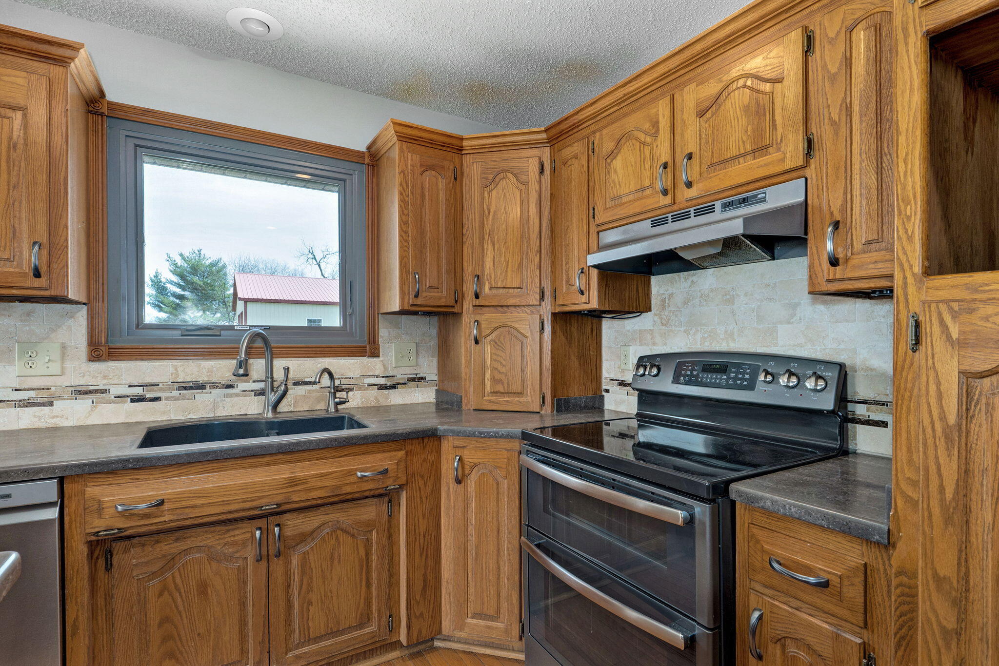 1476 East Peartree Drive Property Photo 11