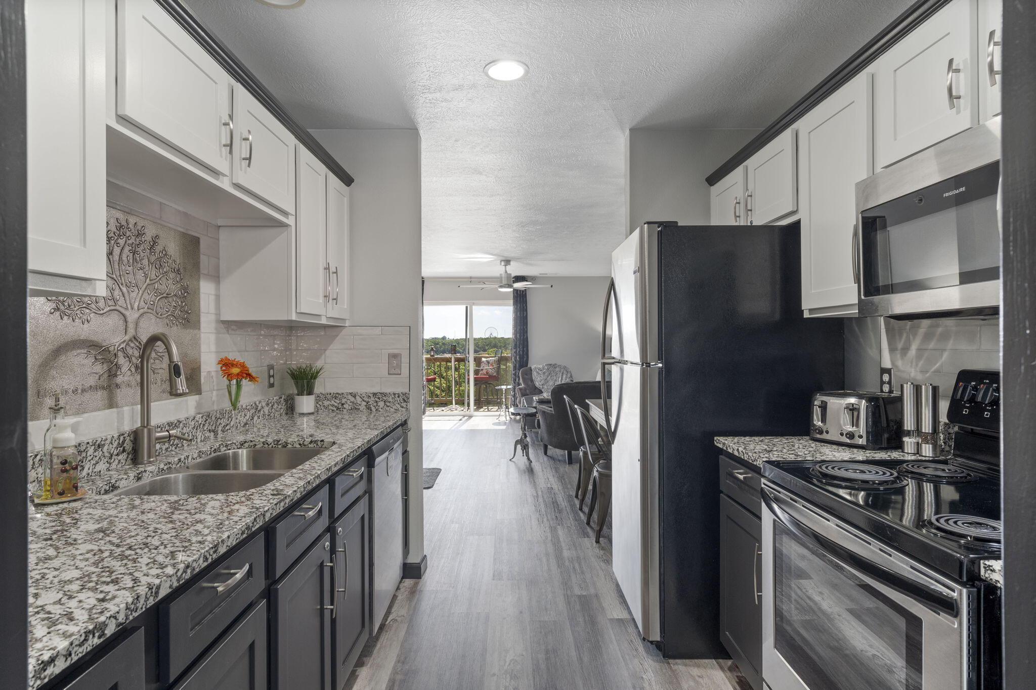 2915 Vineyards Parkway 6 Property Photo 17