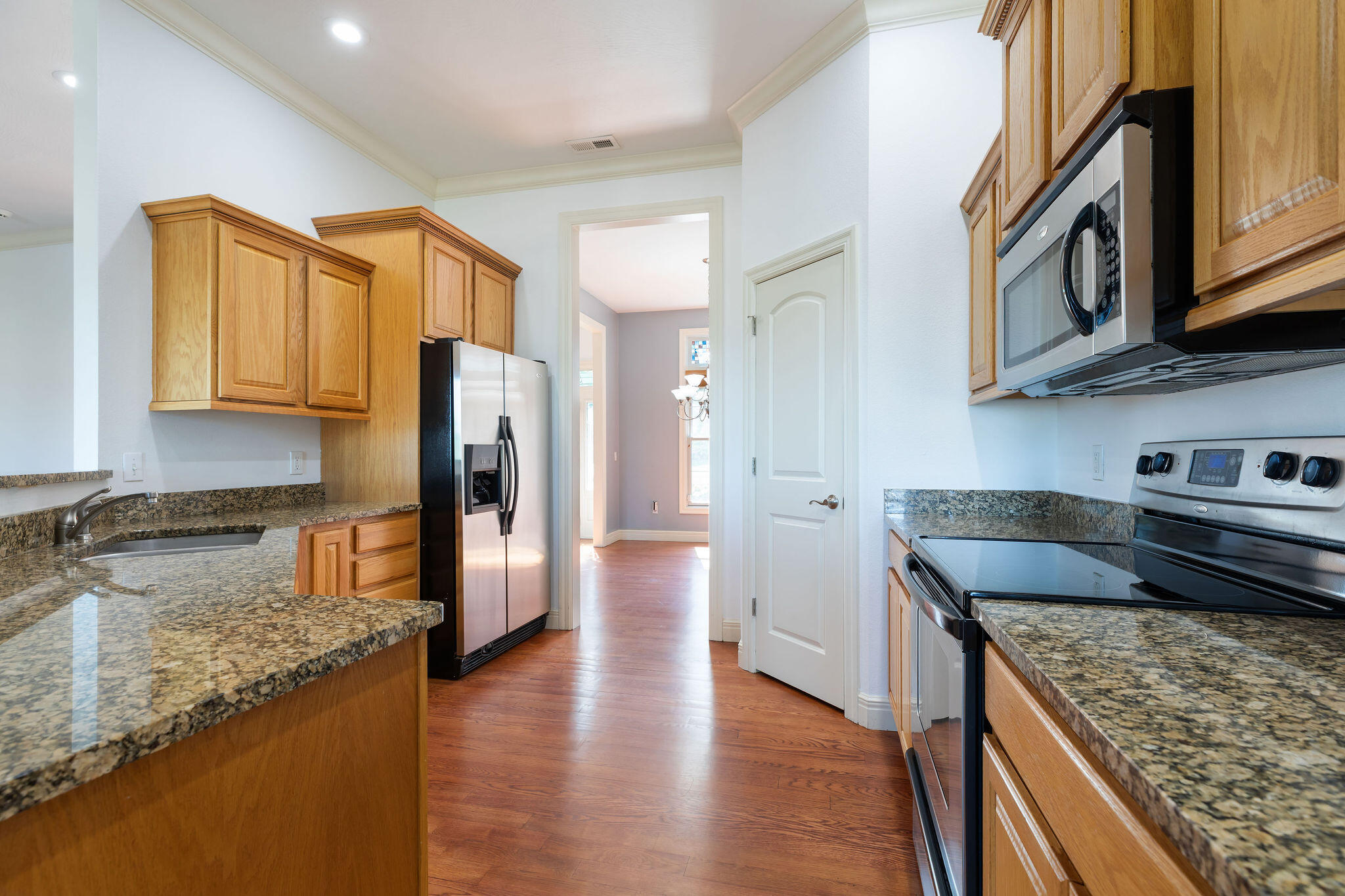 185 Stoney Pointe Drive Property Photo 9