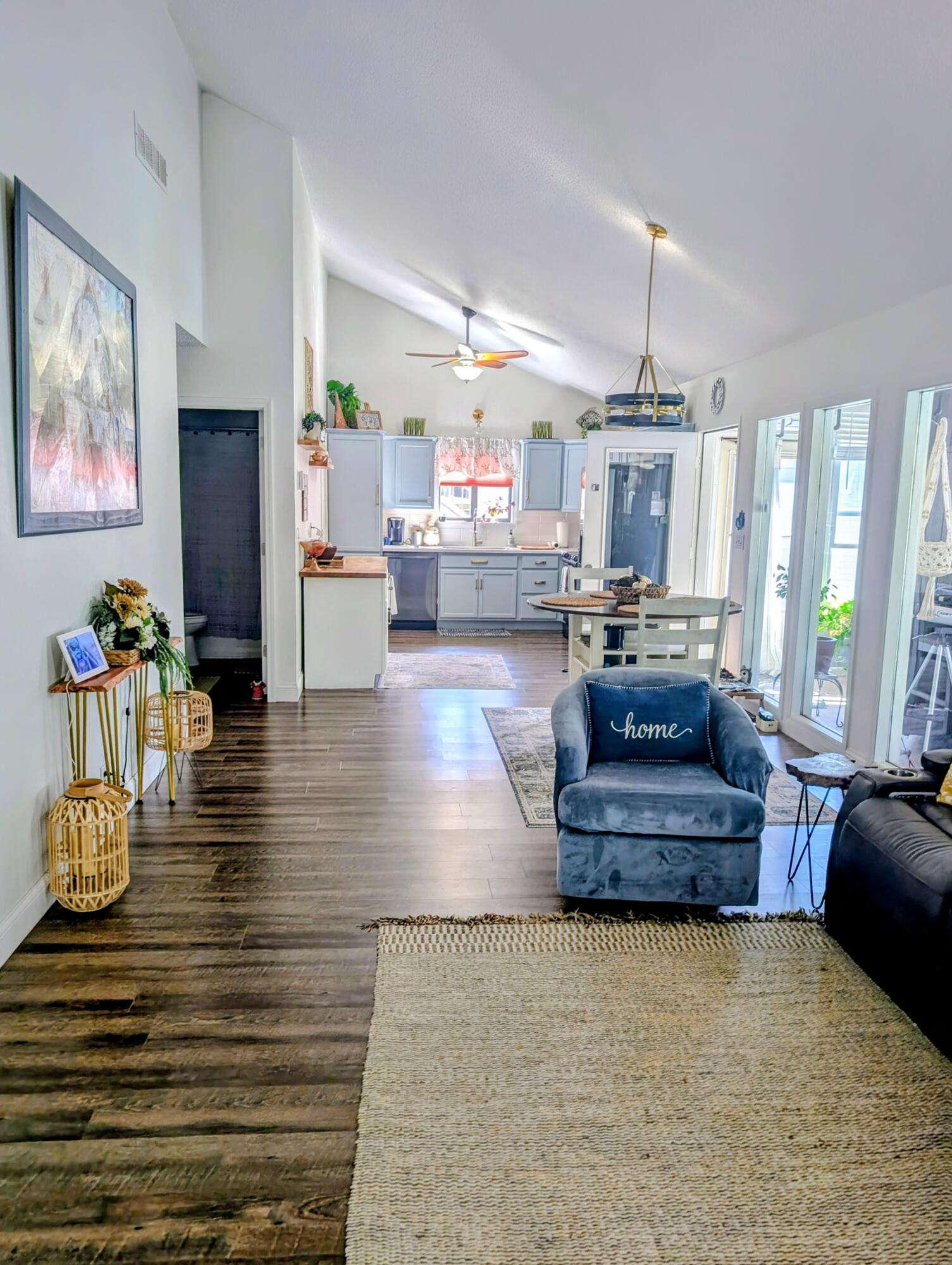 1098 Jupiter Road Property Photo 27