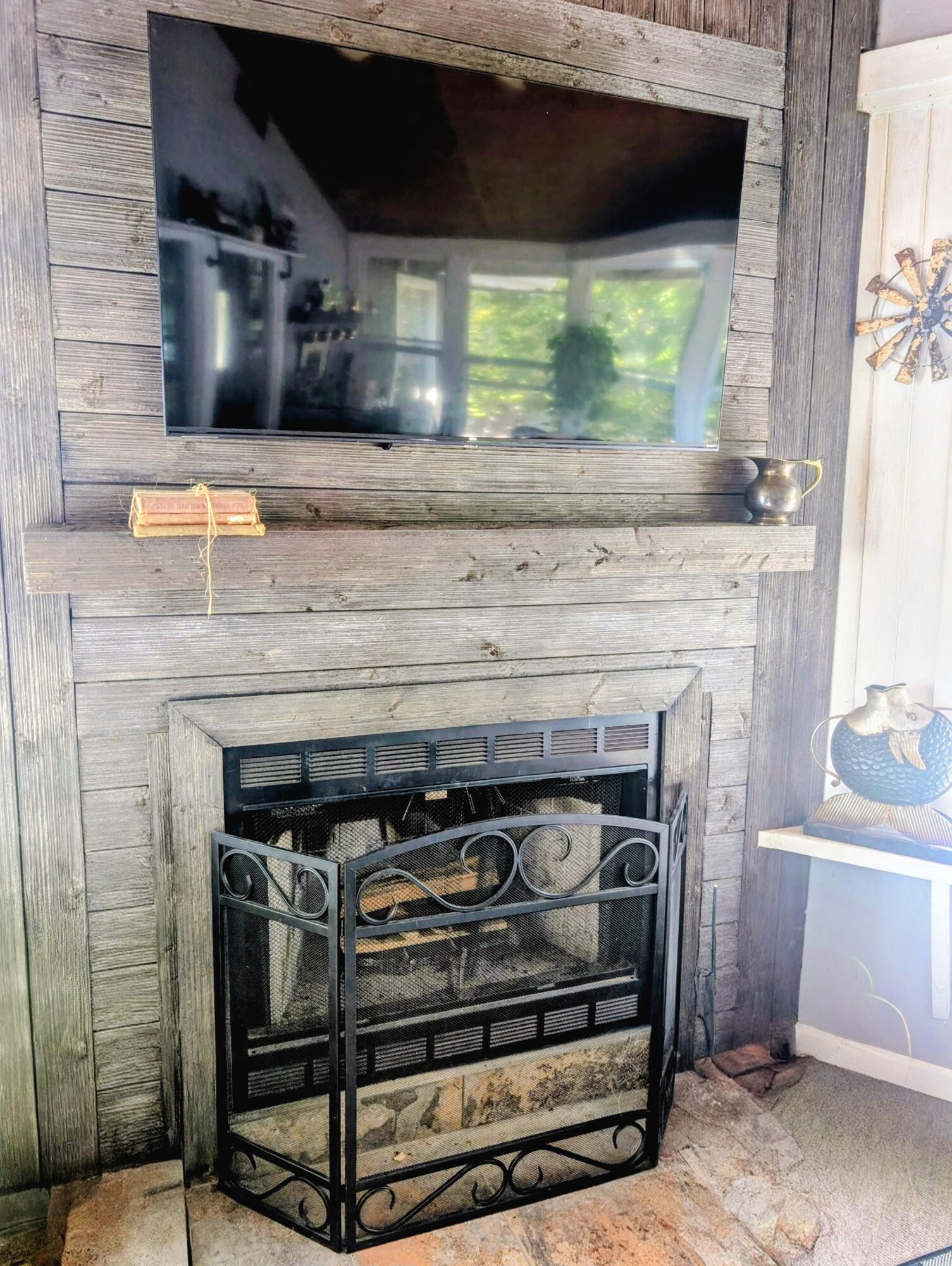 1098 Jupiter Road Property Photo 32