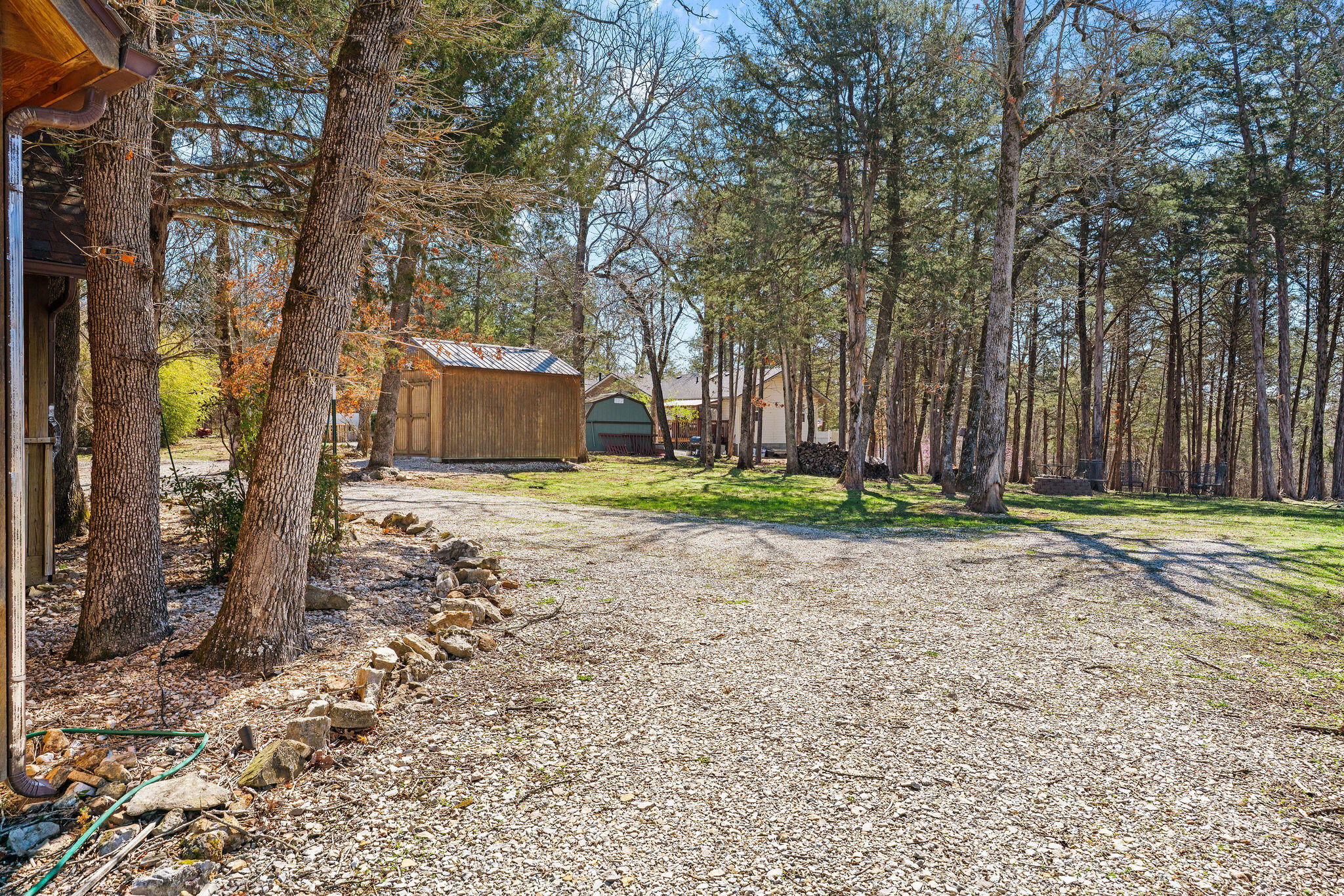 22395 Air Park Drive Property Photo 8