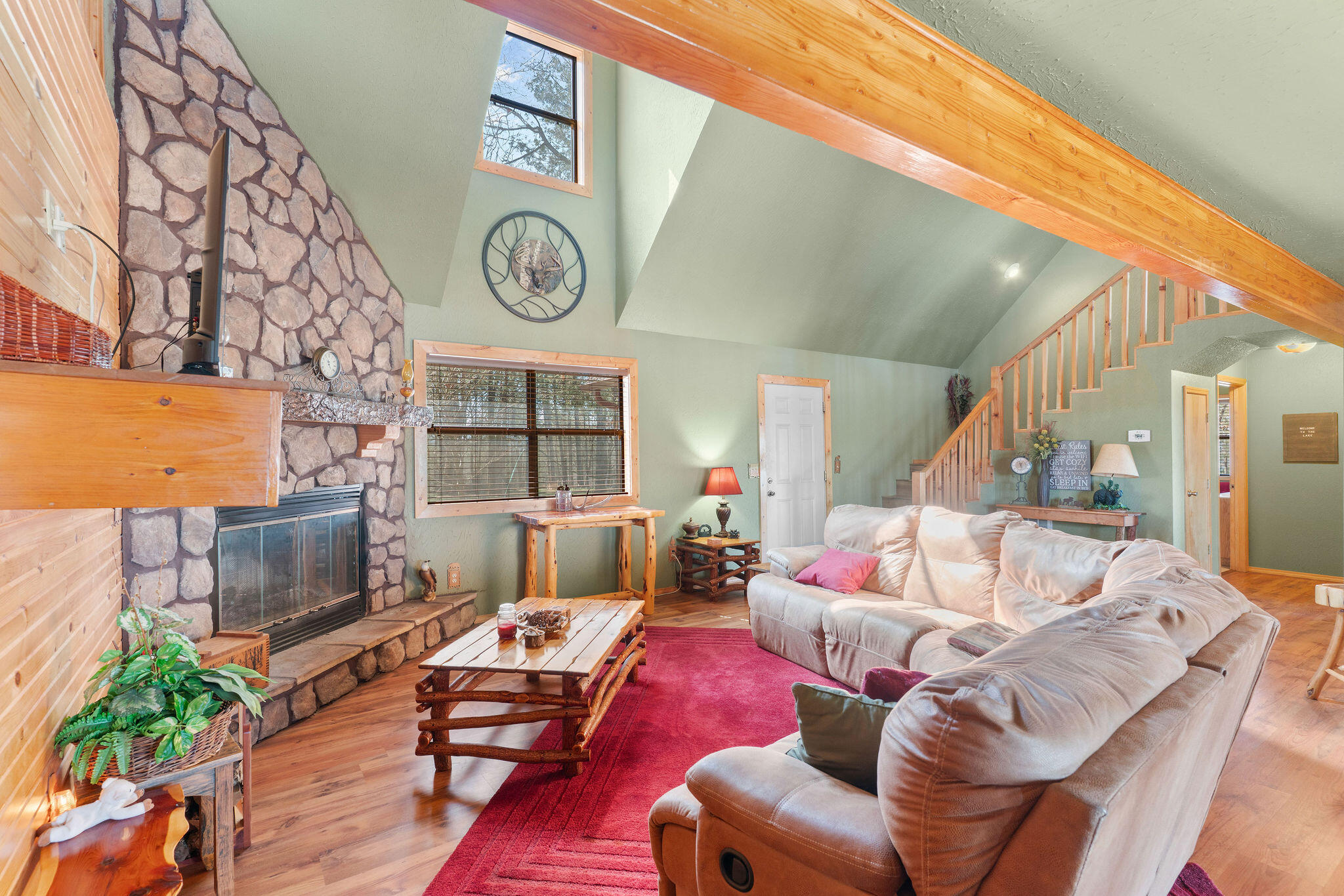 22395 Air Park Drive Property Photo 16