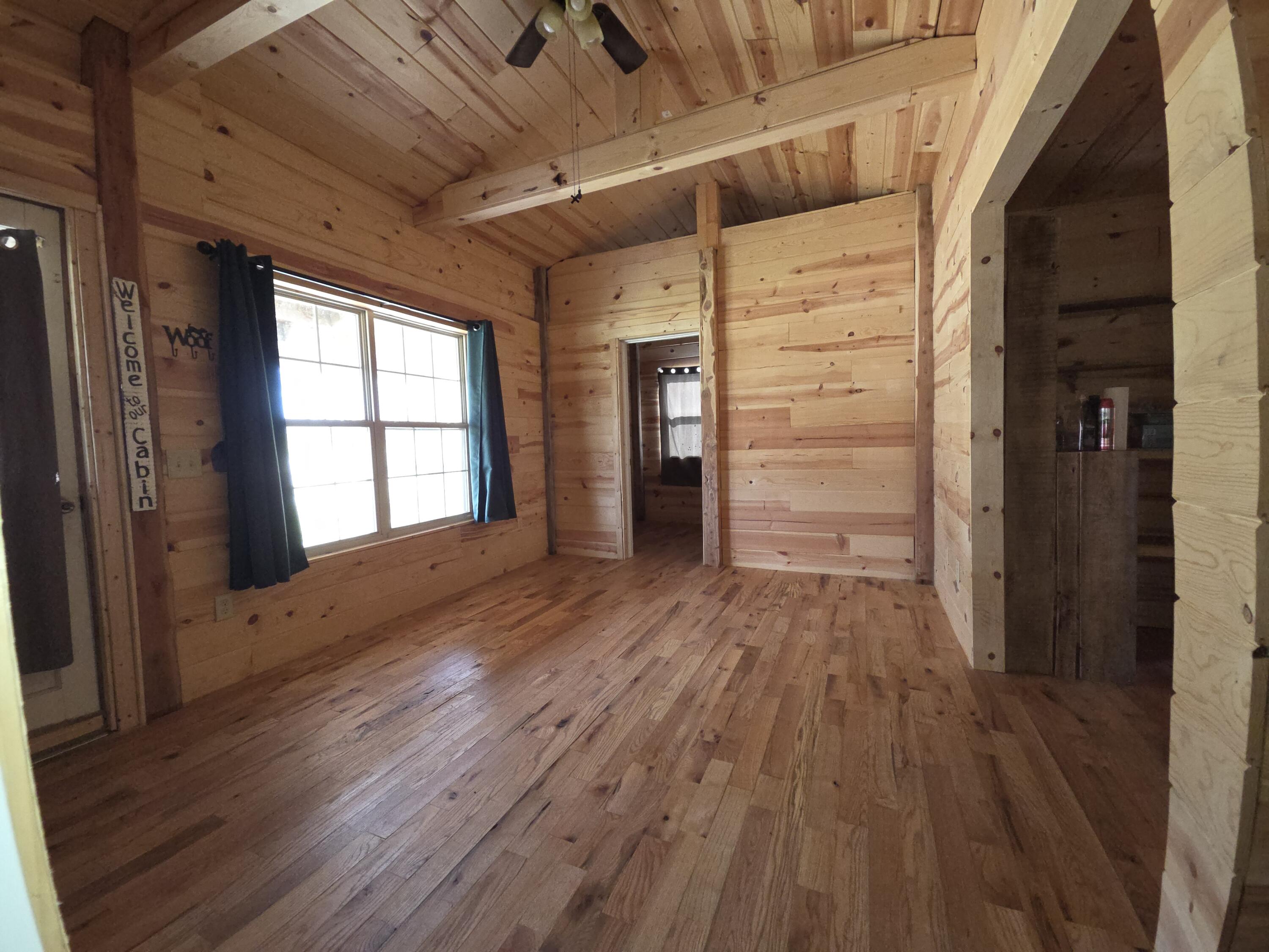 2280 East 360th Road Property Photo 6